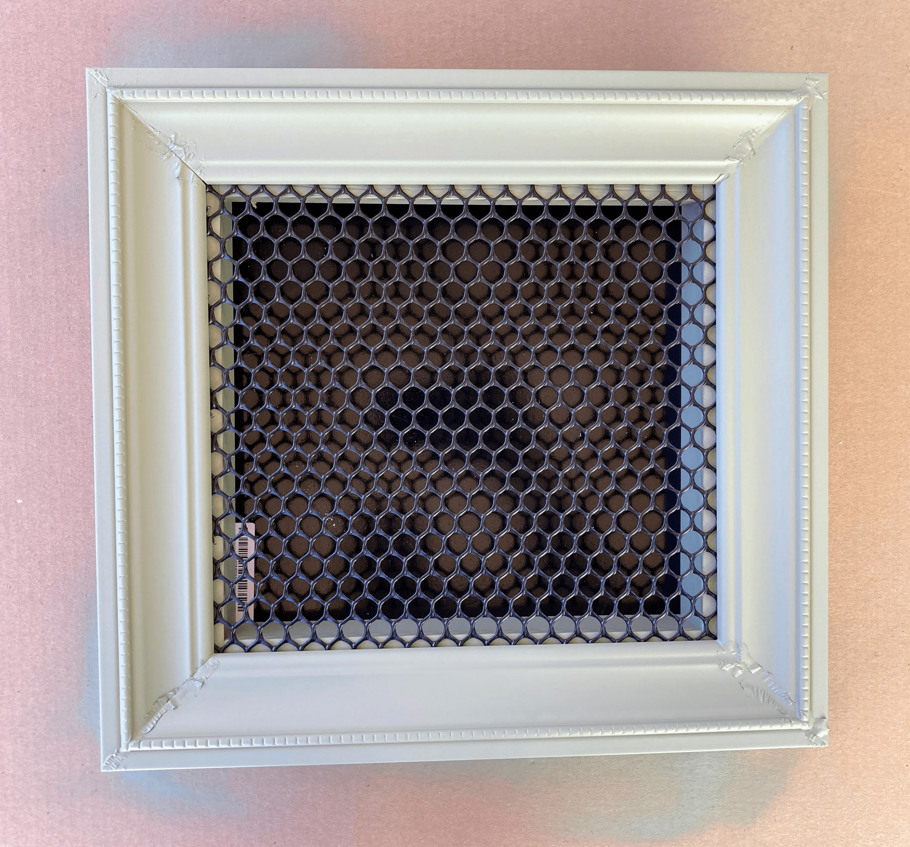 Plastic Wall Hanging Box for Succulents With Frame 3 Steps