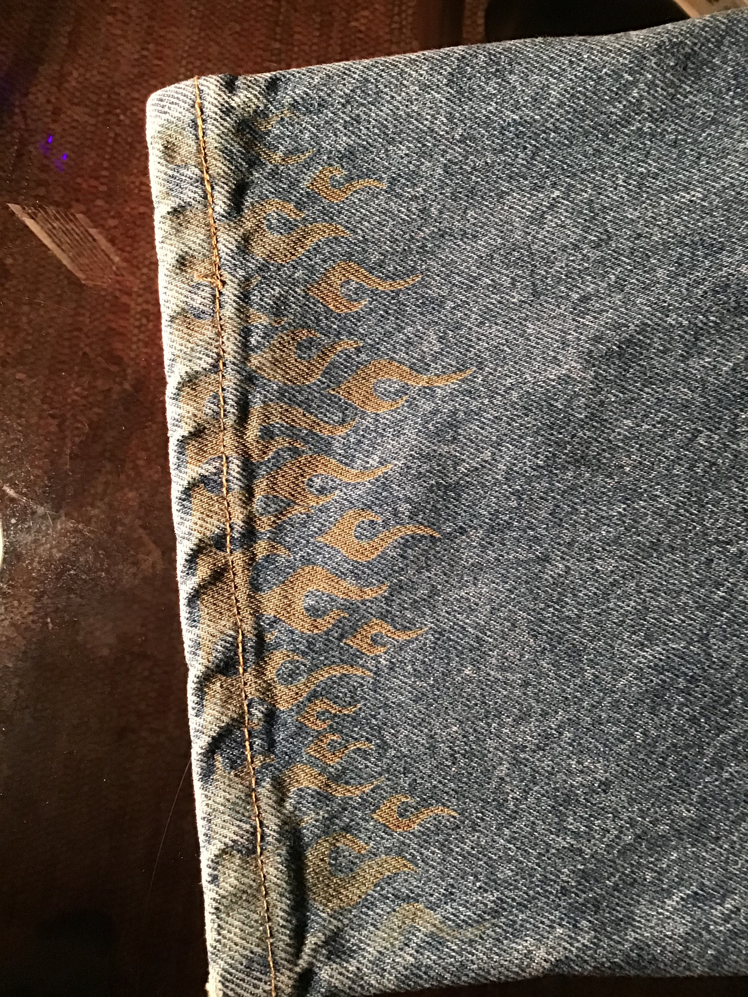 Laser Etched Flames on Denim Jeans 10 Steps (with Pictures