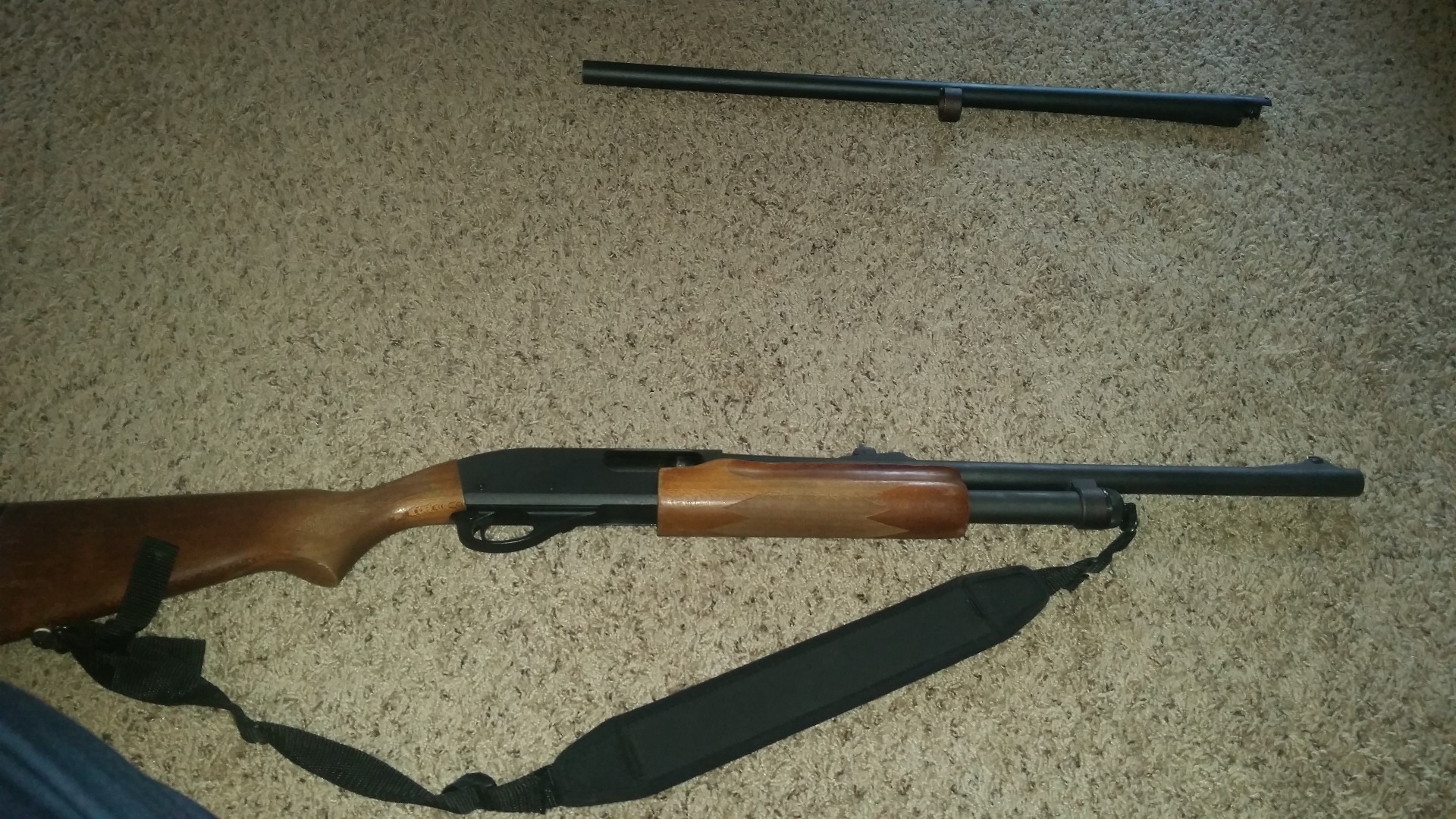 How to Change From a Rifled Barrel to a Smooth Bore Barrel on a