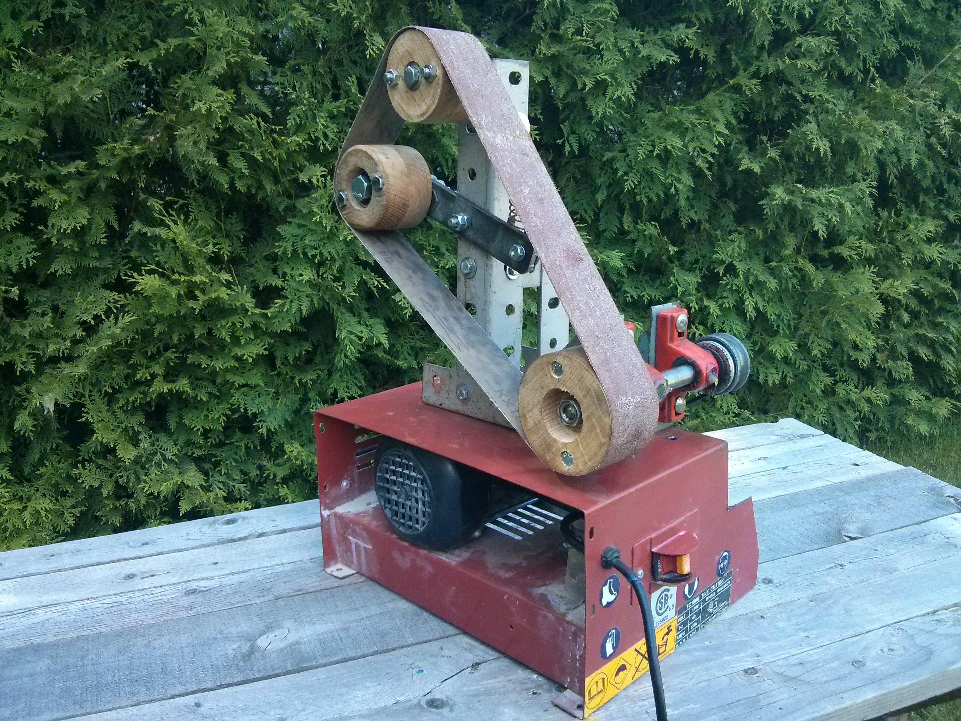 Low Budget Knifemaker's Bench Grinder 11 Steps (with Pictures