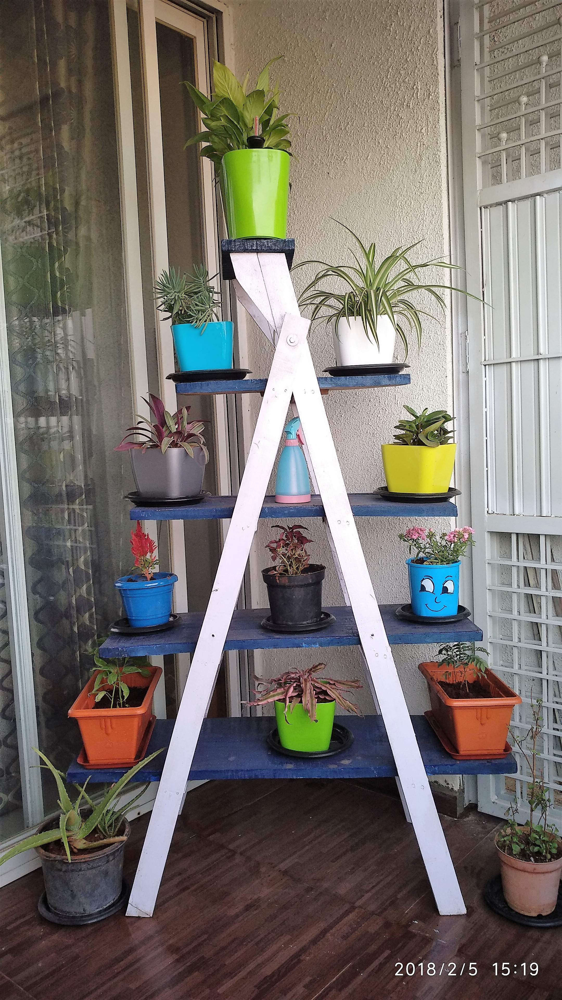 DIY Ladder Shelf Using Inexpensive Materials 5 Steps Instructables