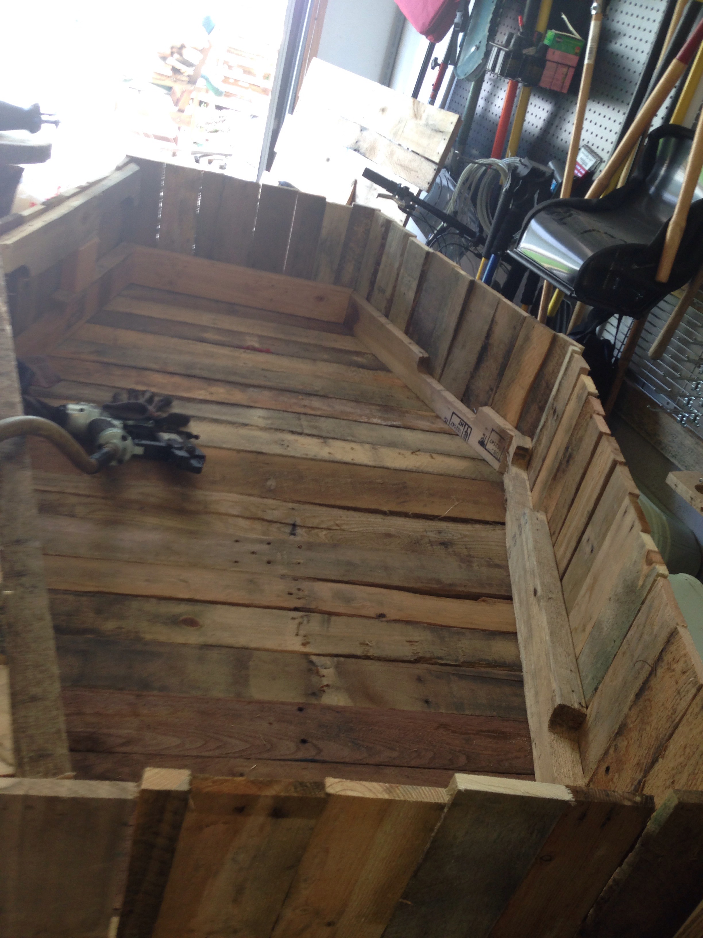 Coffin / Casket Made From Pallets 5 Steps Instructables