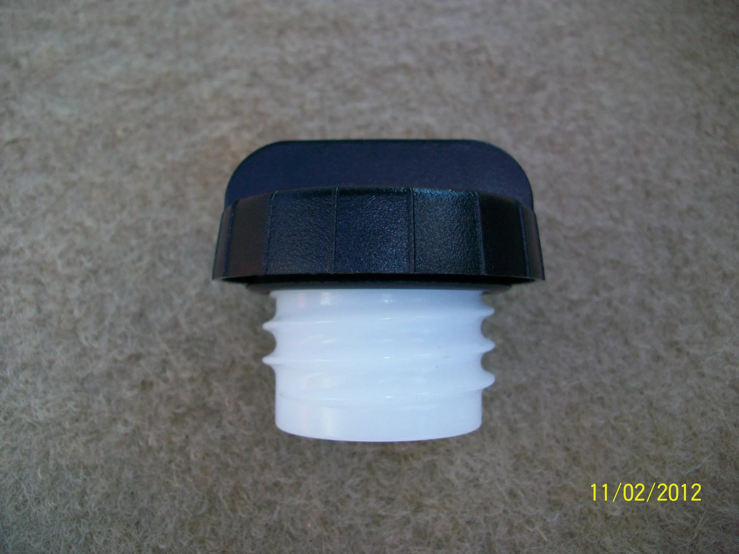 Never Lose Your Gas Cap (Again) : 4 Steps - Instructables