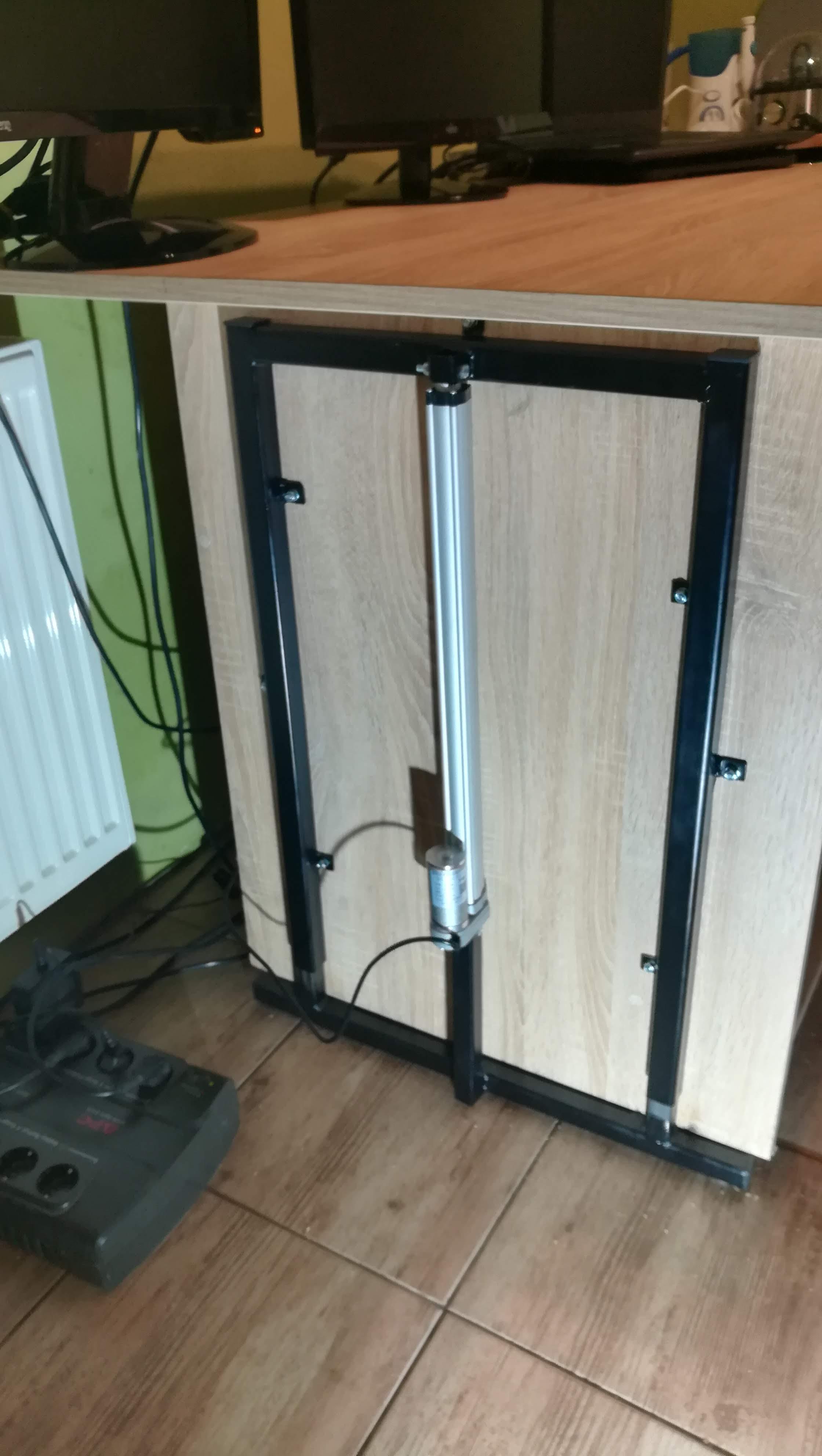 DIY Height Adjustable Standing Desks 4 Steps (with Pictures