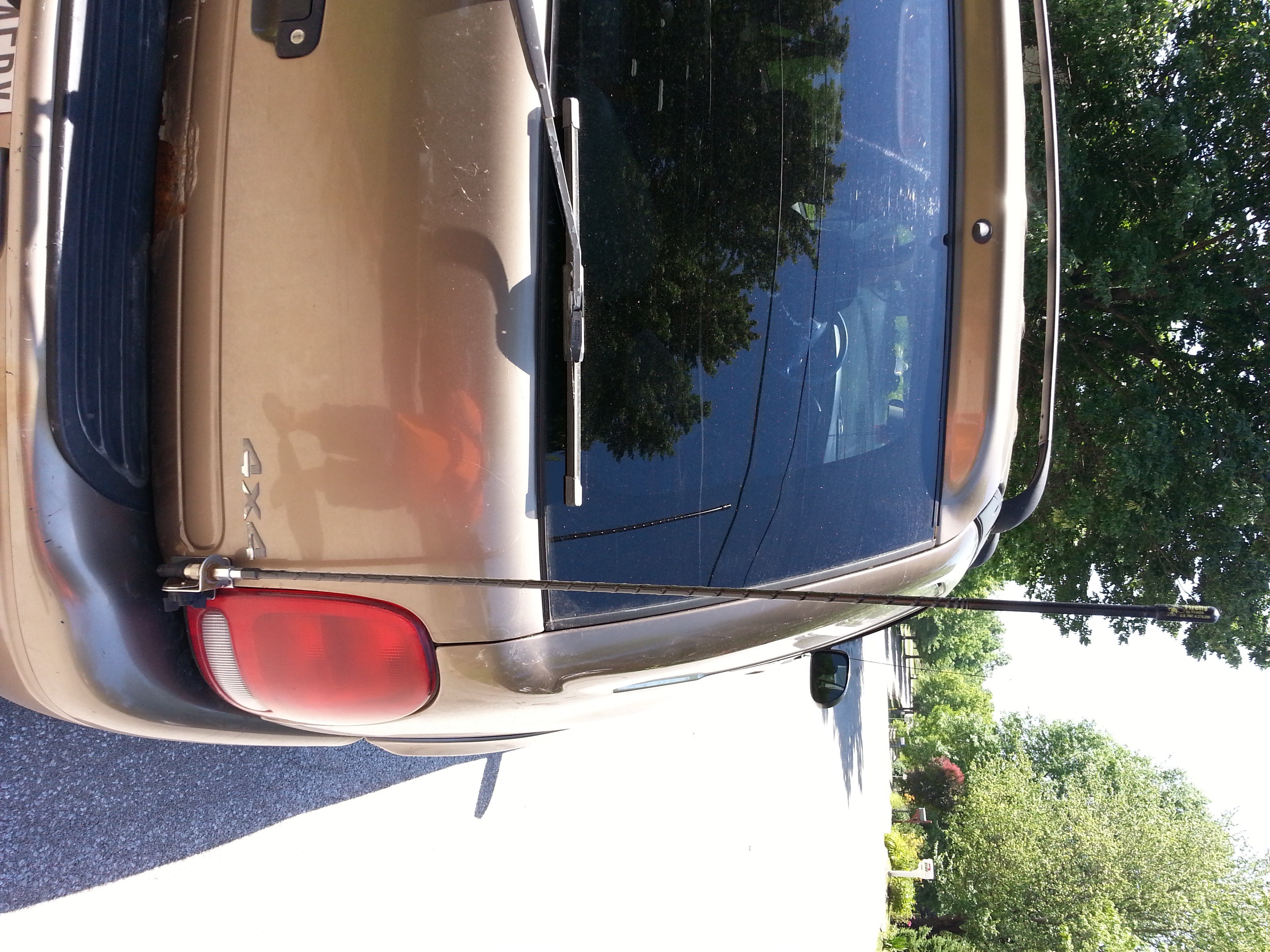 Durango Rear Hatch Antenna Mount : 5 Steps - Instructables