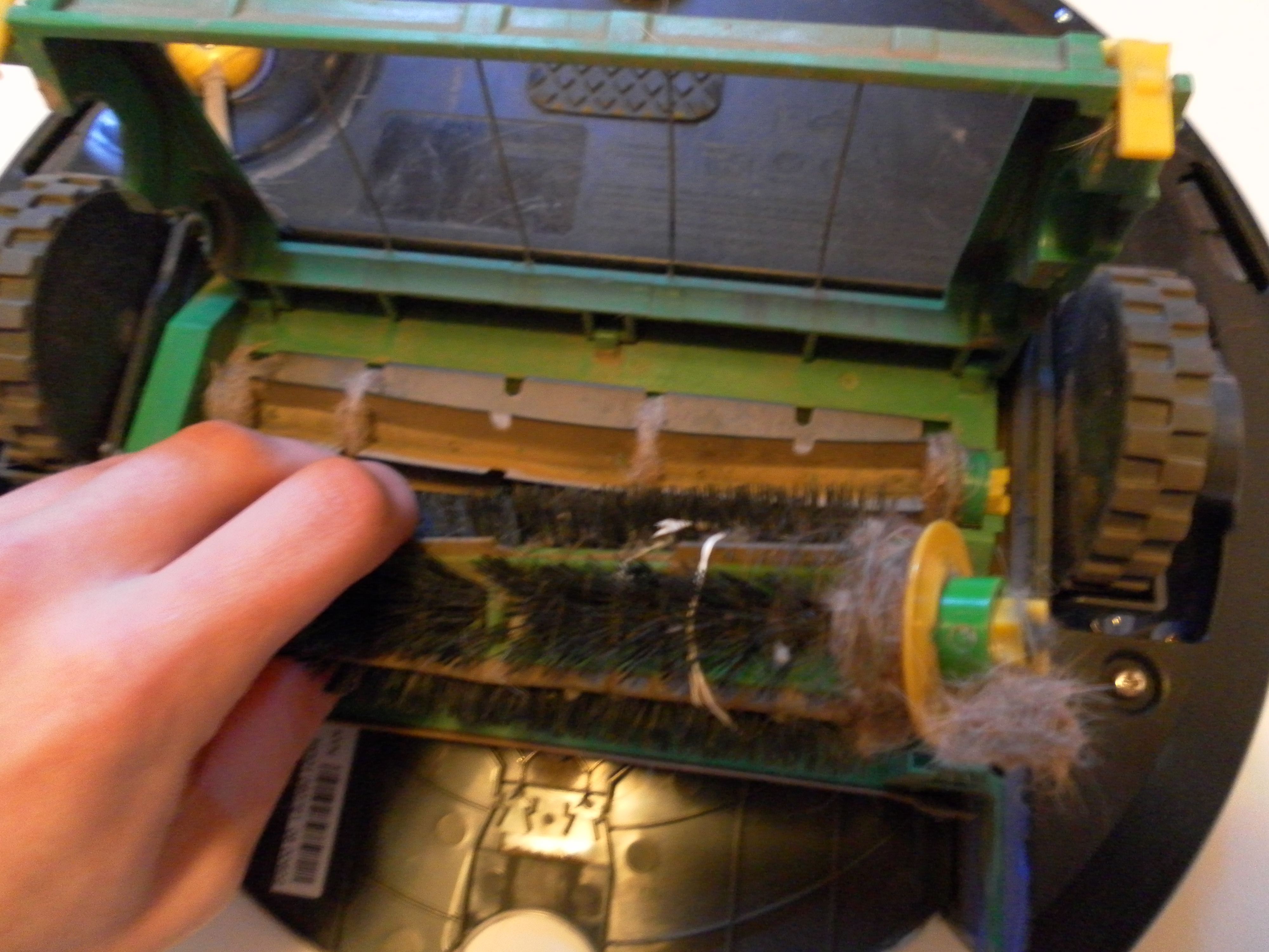 How to Clean a Roomba 5 Steps Instructables