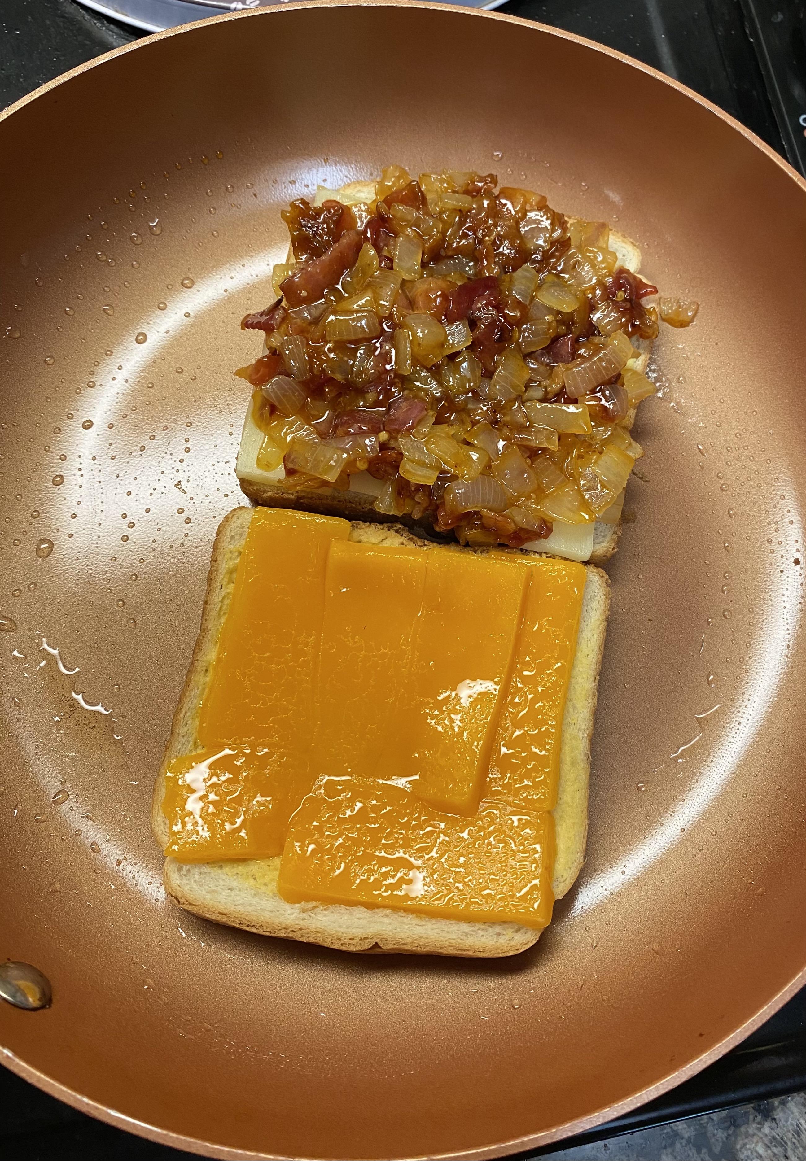 Sweet Thai Bacon Jam Grilled Cheese 6 Steps (with Pictures