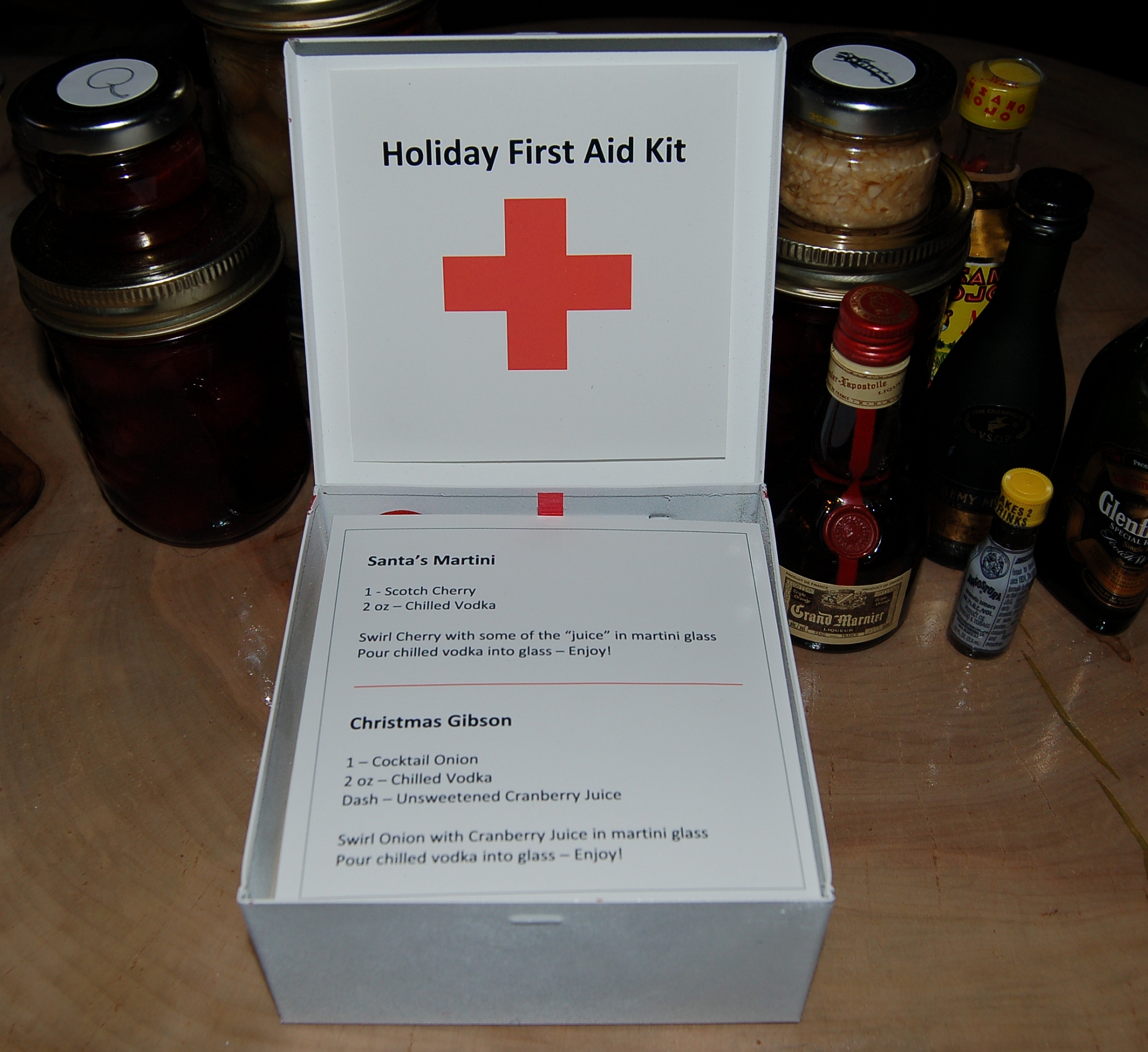 Holiday "First Aid Kit" 8 Steps (with Pictures) Instructables
