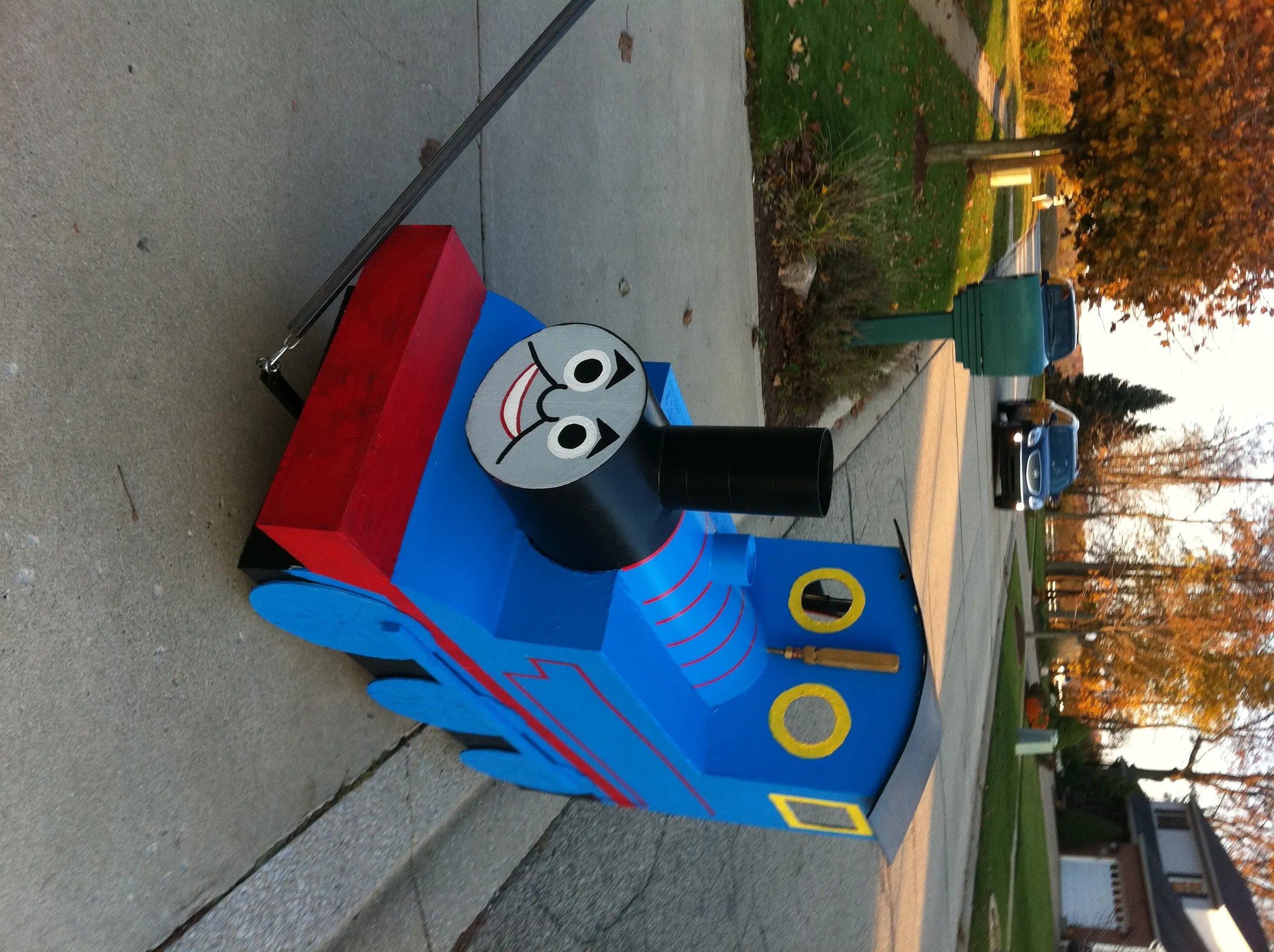 Thomas the Tank Engine Halloween : 4 Steps - Instructables