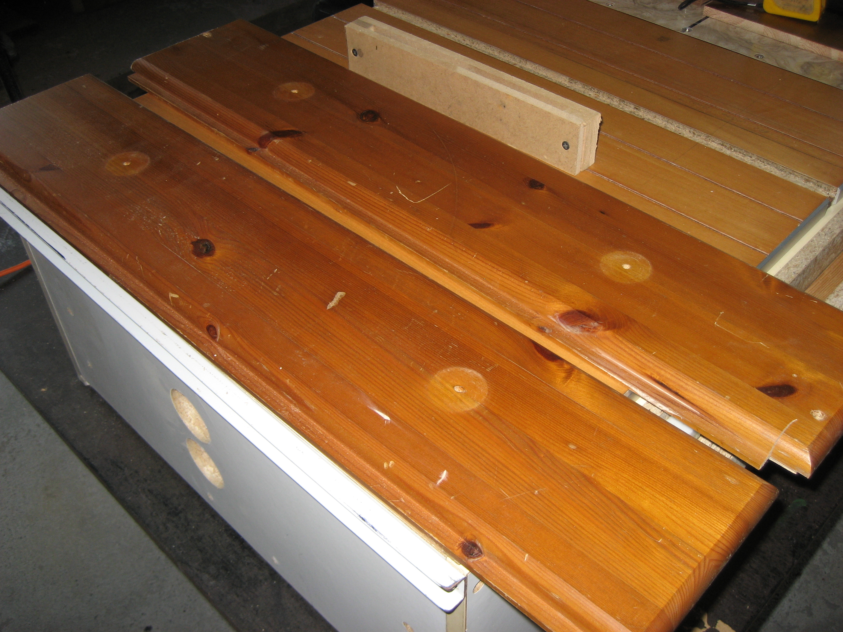 Biscuit Jointer Spline Jig Build. 6 Steps (with Pictures