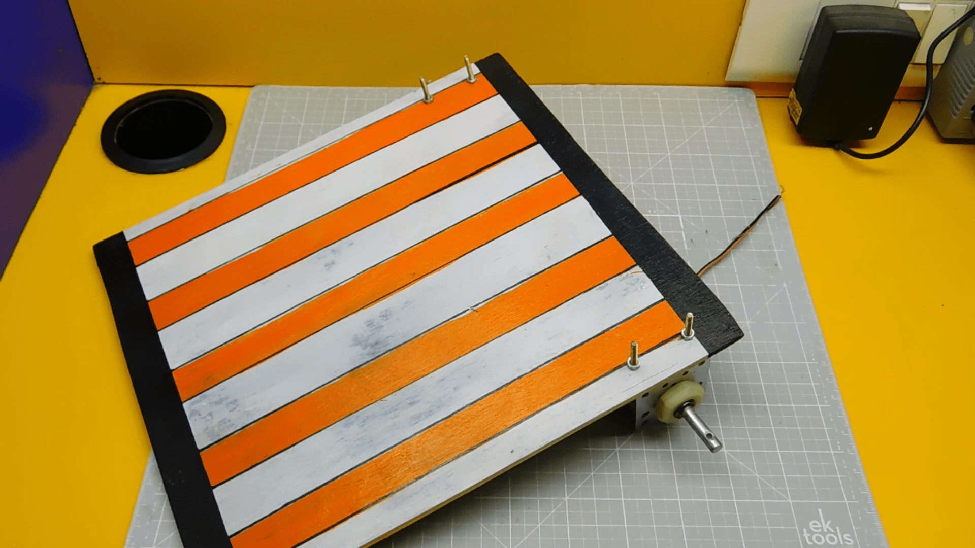 CleanSweep the Floor Cleaning Robot! 12 Steps (with Pictures