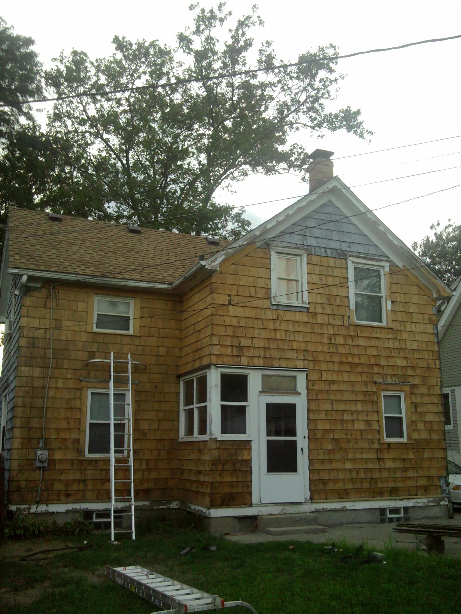 Refinish and Stain Wood Siding 4 Steps (with Pictures) Instructables