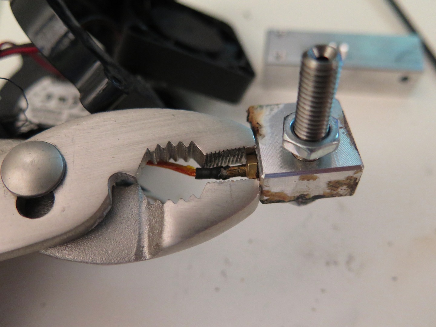 Replace Makerbot Replicator 2 Heater Block 13 Steps (with Pictures