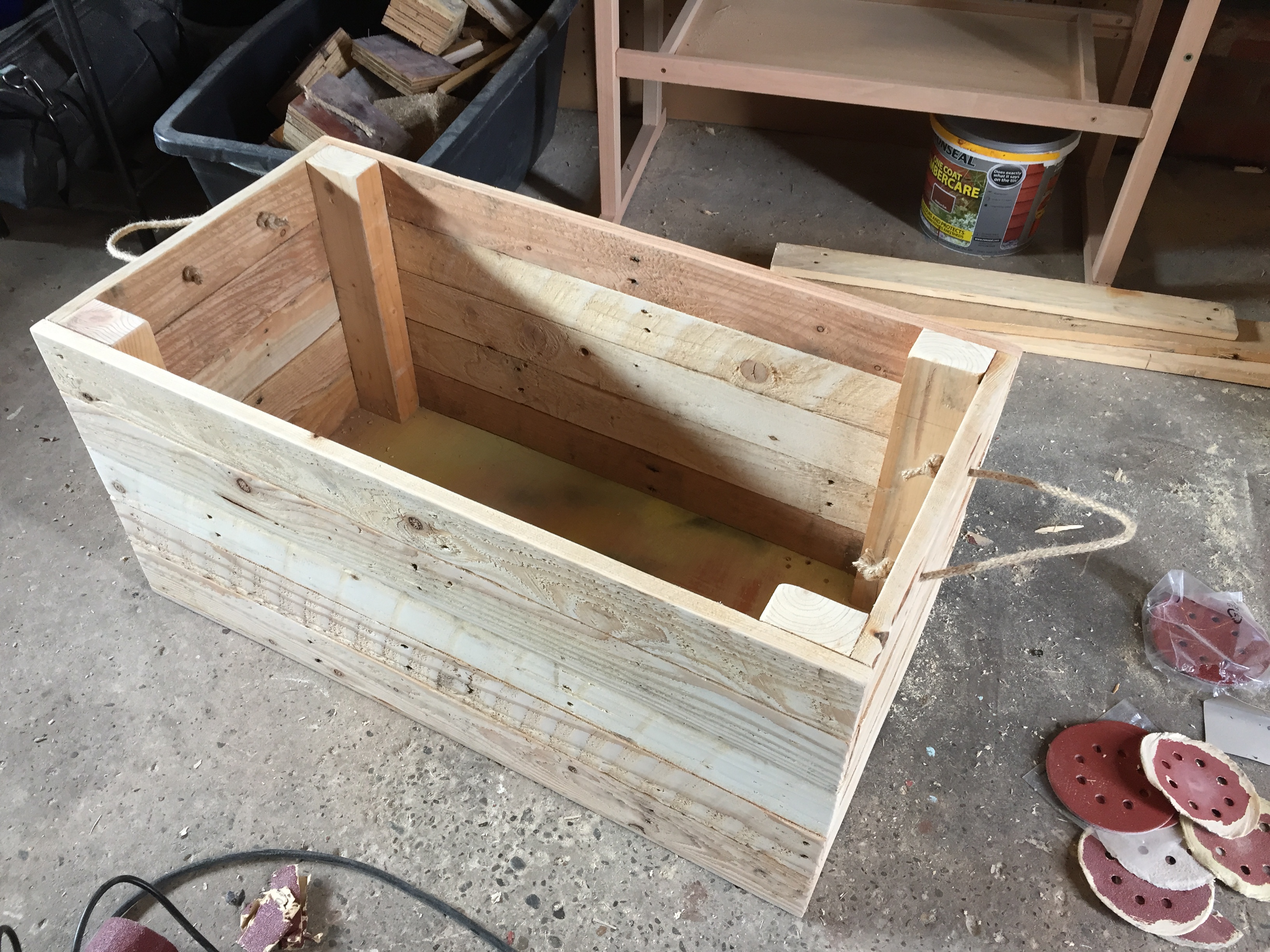 Pallet Toy Chest 4 Steps (with Pictures) Instructables