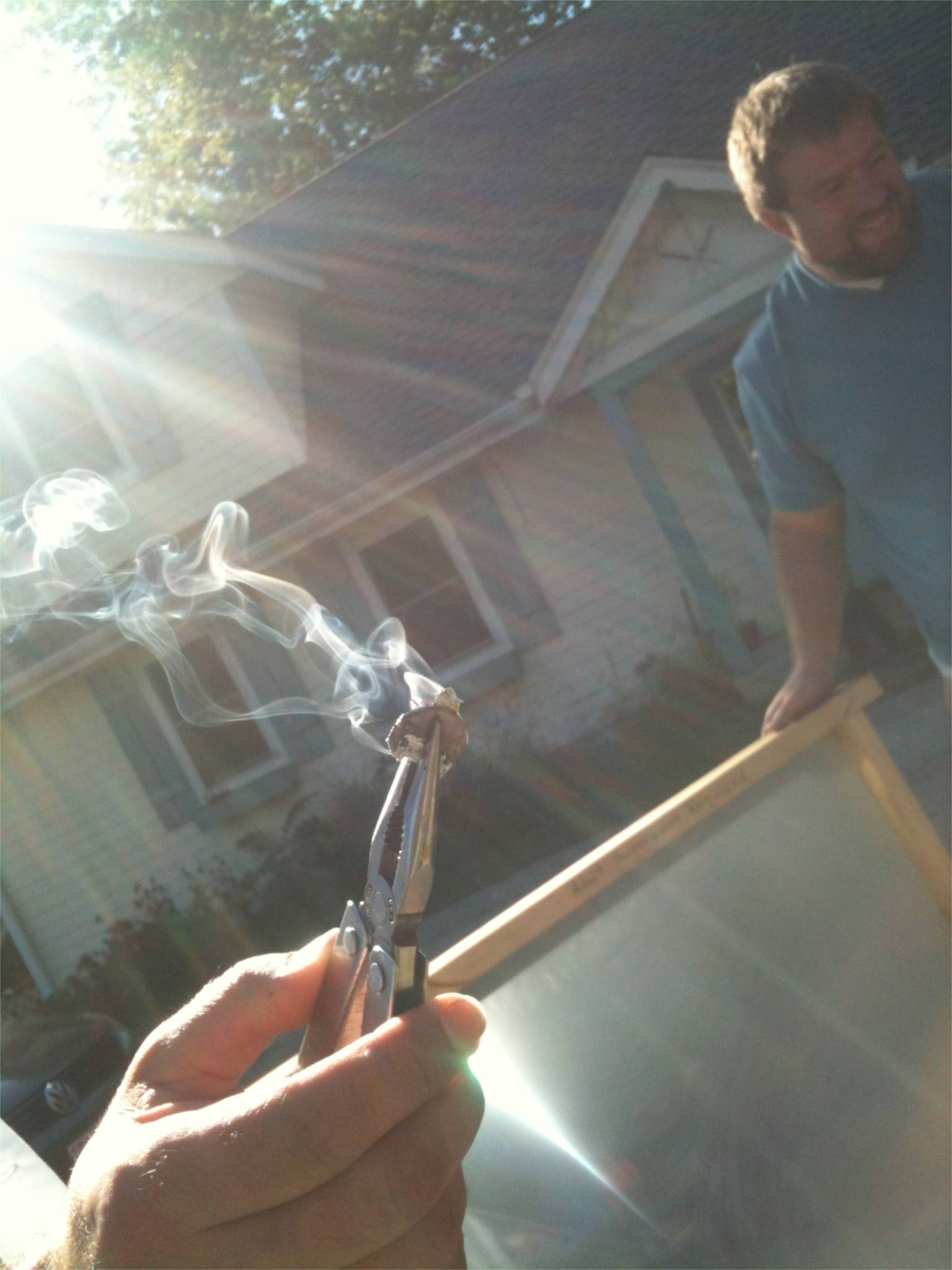 Solar Death Ray (TV Fresnel Lens) (with Pictures) Instructables