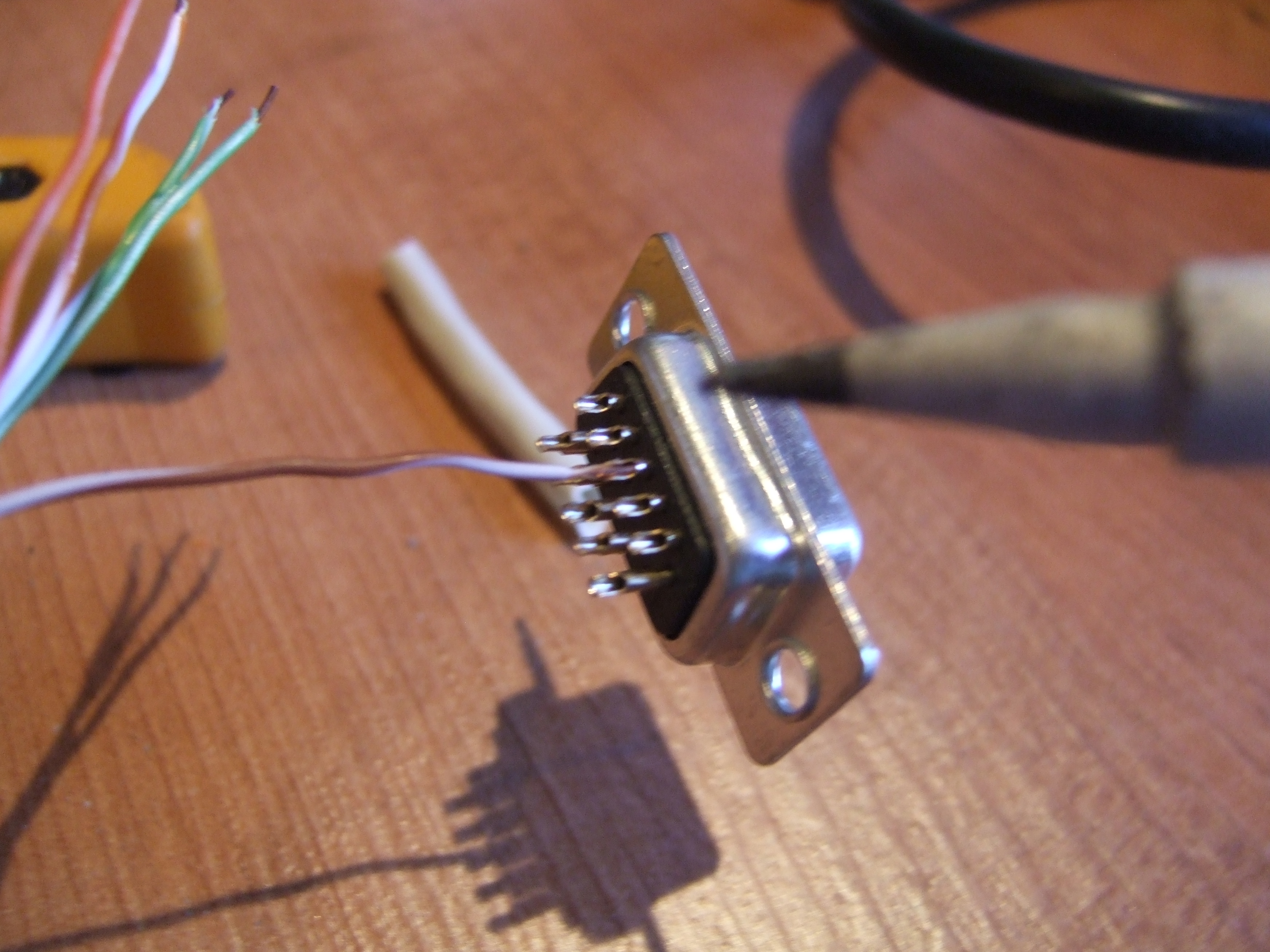 Make Your Own VGA Cord of CAT5 Cable! 4 Steps Instructables