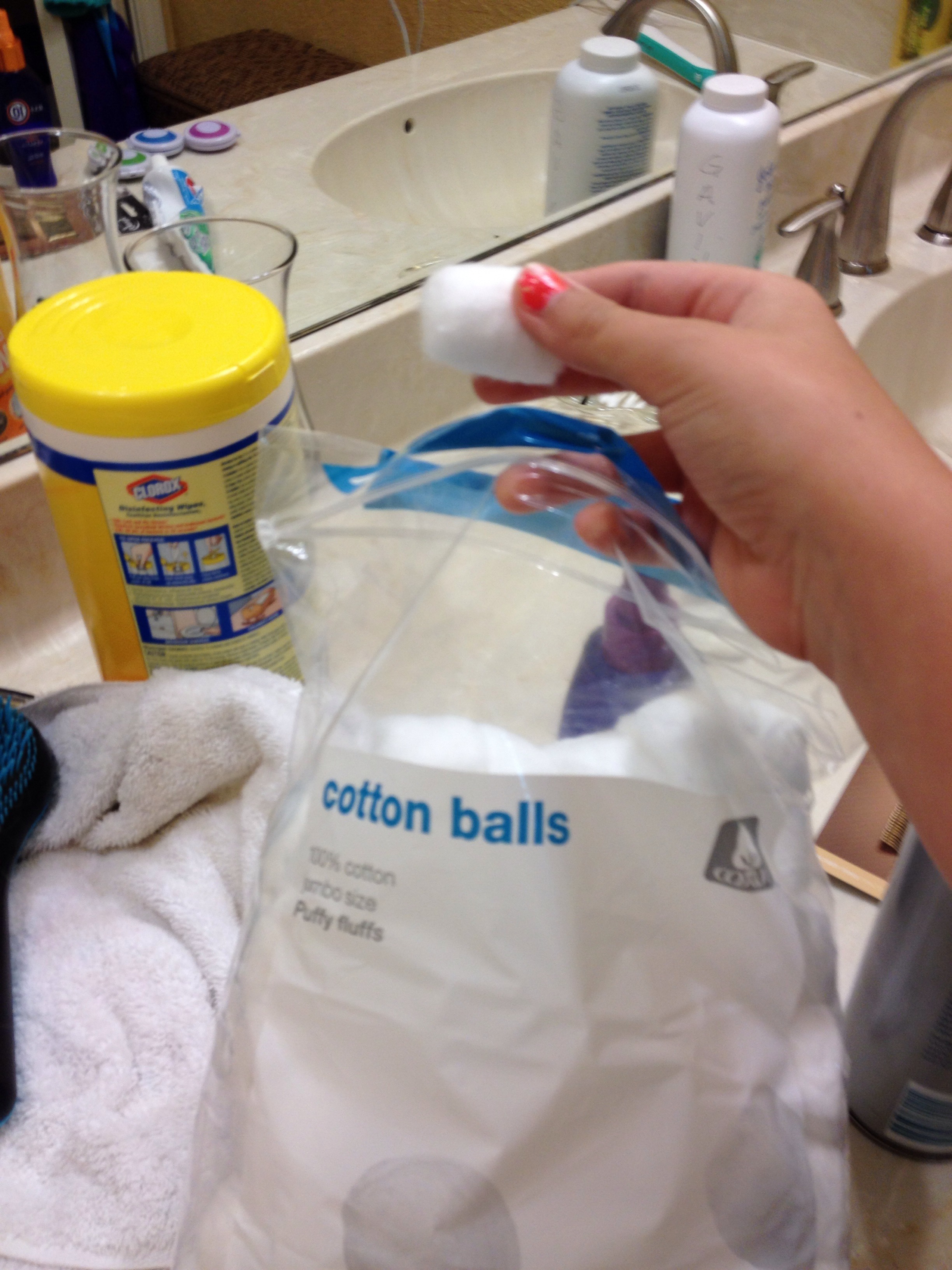 How How to Clean Peirced Ears! 10 Steps Instructables