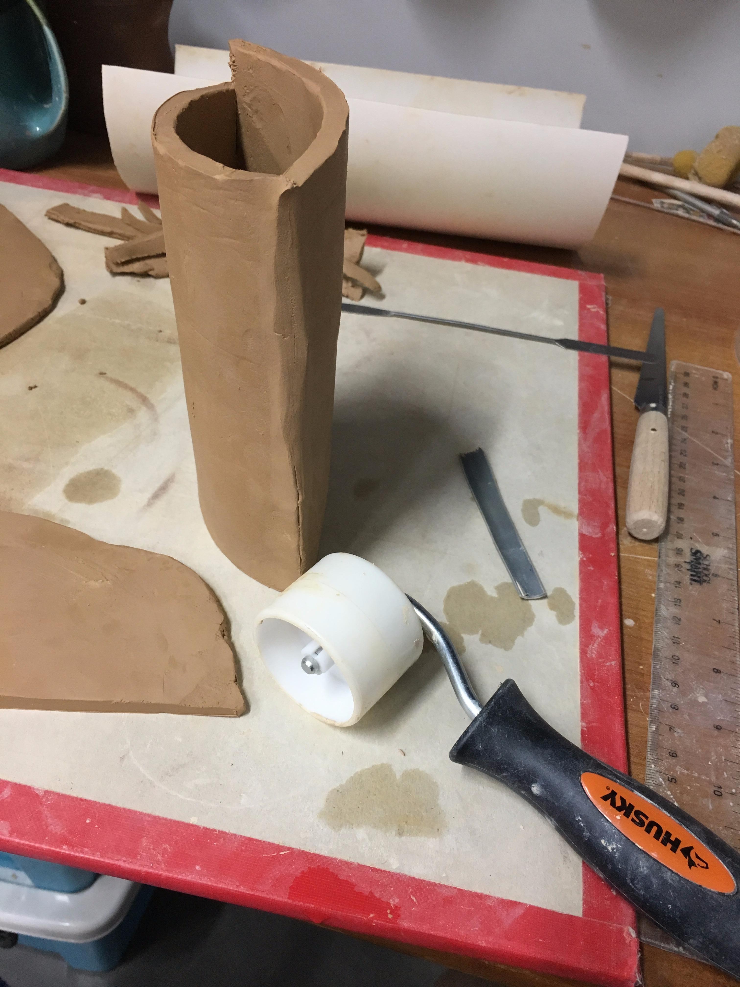 PVC Half Pipe Slump and Hump Mold for Handbuilding With Clay 4 Steps (with Pictures