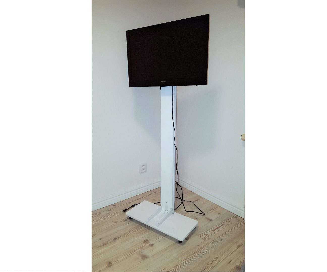 Diy Tv Floor Stand vlr.eng.br
