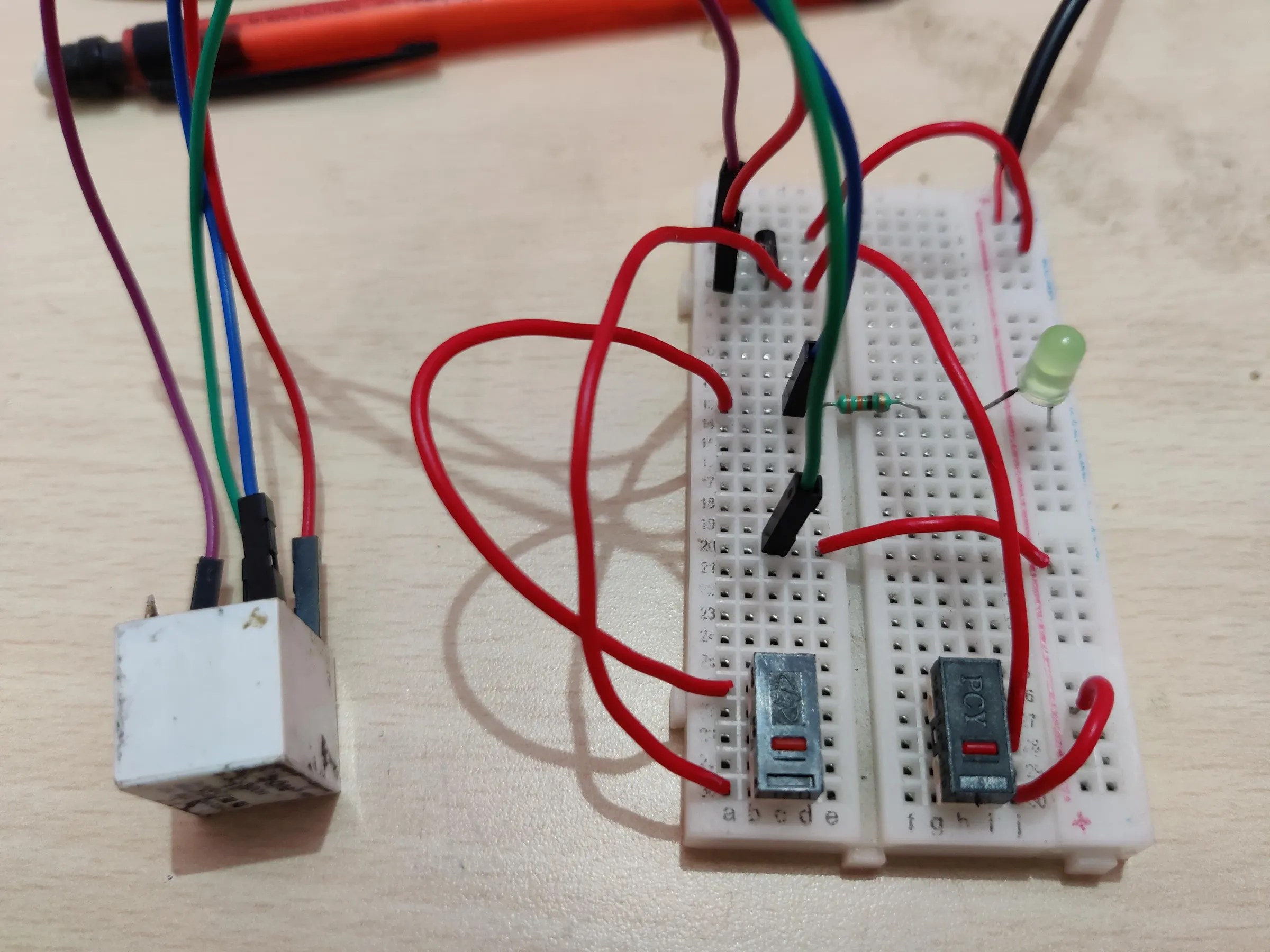 The Most Efficient Latching Circuit : 4 Steps (with Pictures