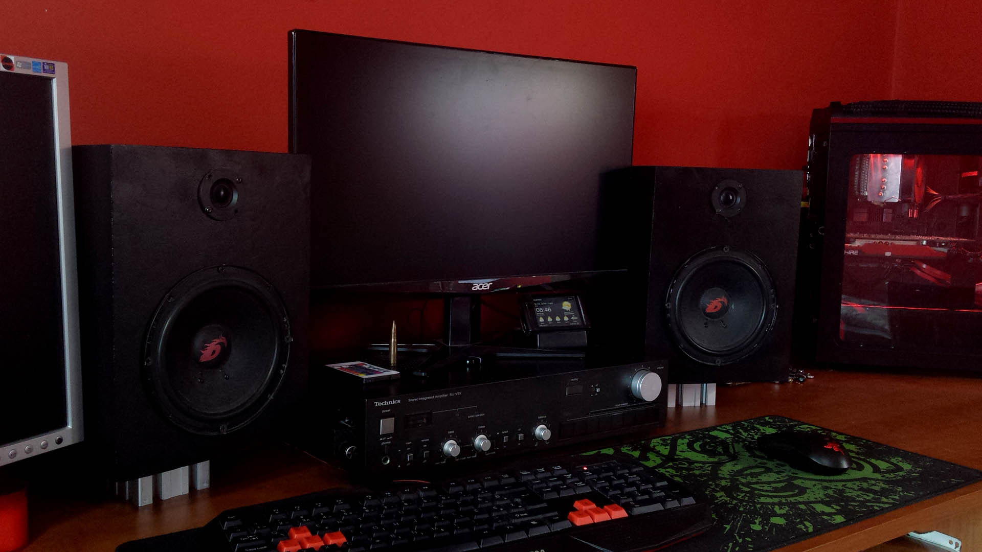 How to Properly Hook Up a Car Amplifier Inside the House 6 Steps