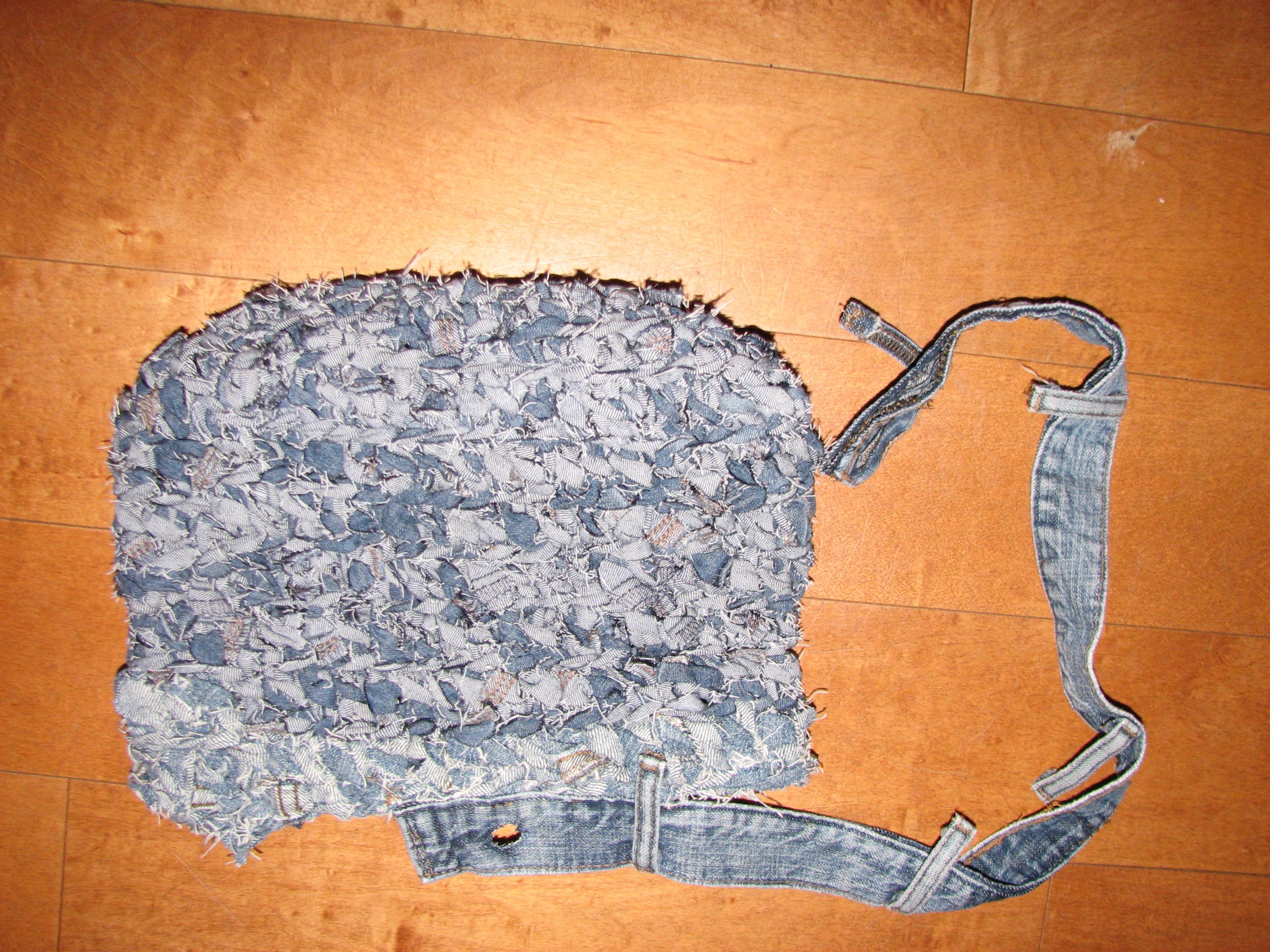 Worn Out Jeans Bag 5 Steps (with Pictures) Instructables