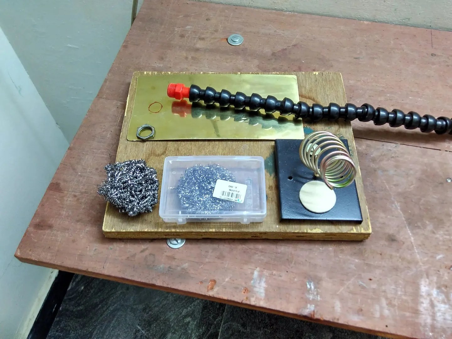 DIY Third Hand for Soldering 7 Steps (with Pictures) Instructables