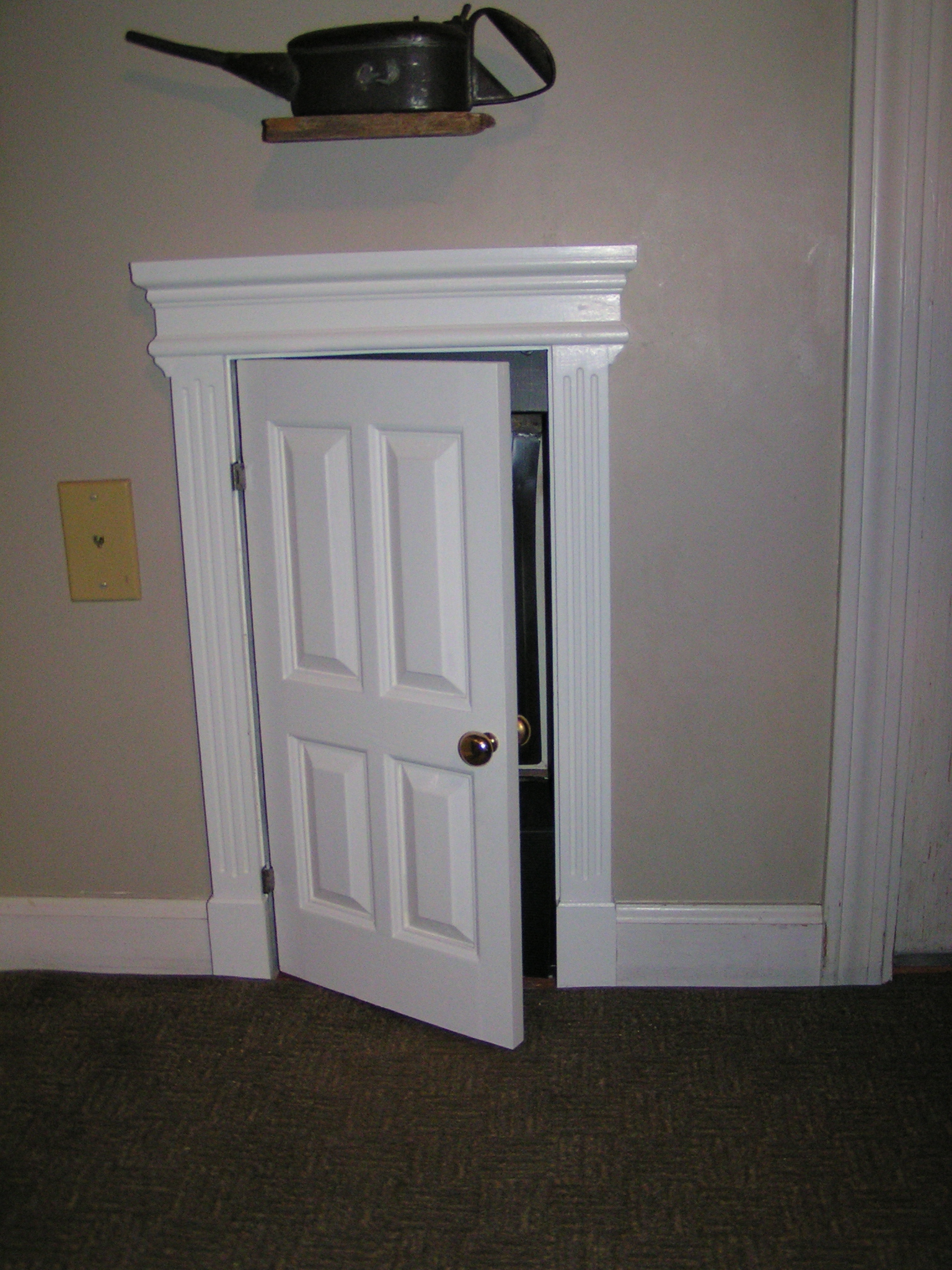 High Class Dog Door Instructables