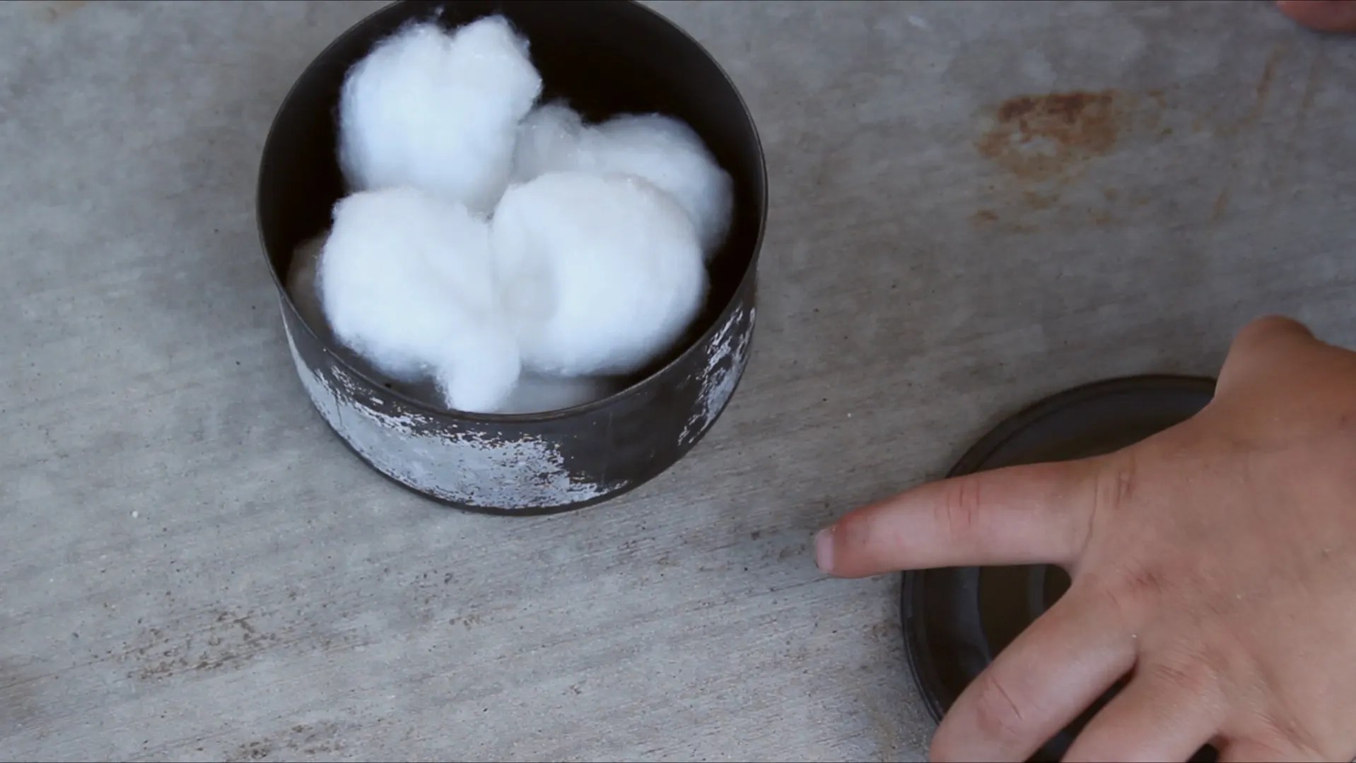 How to Make Char Cloth With a Tuna Can 7 Steps (with Pictures