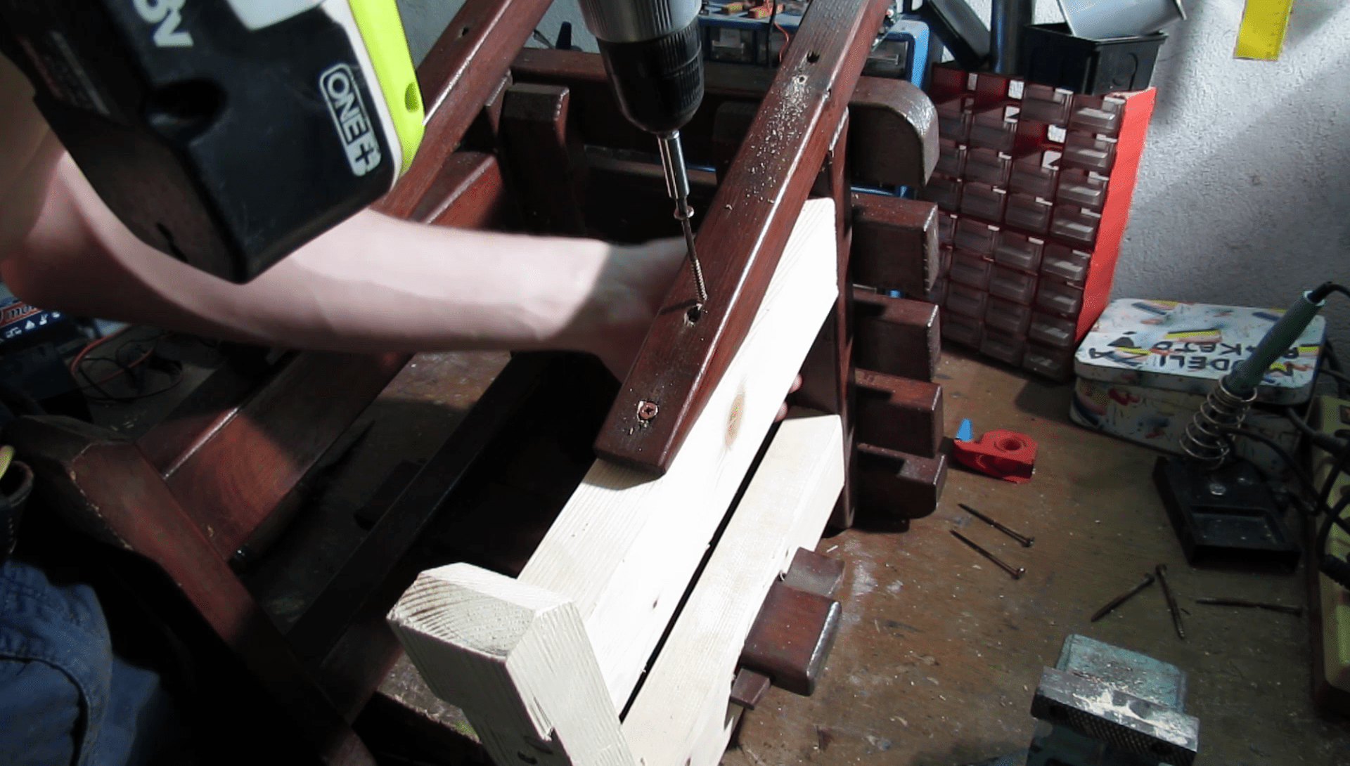 Fix a Broken Wooden Chair FIX IT YOURSELF 4 Steps (with Pictures