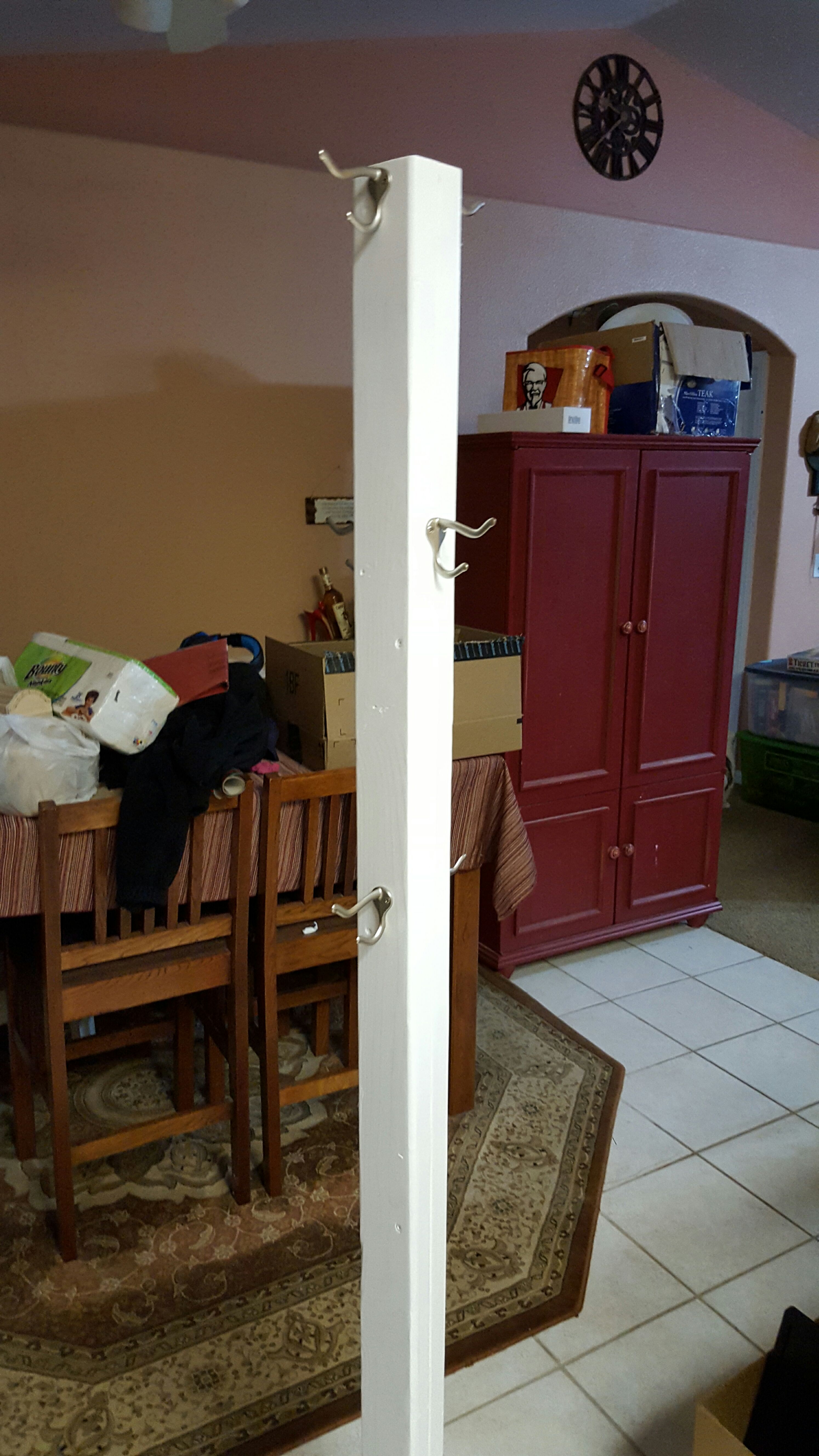 Coat Rack / Christmas Stocking Stand 5 Steps Instructables