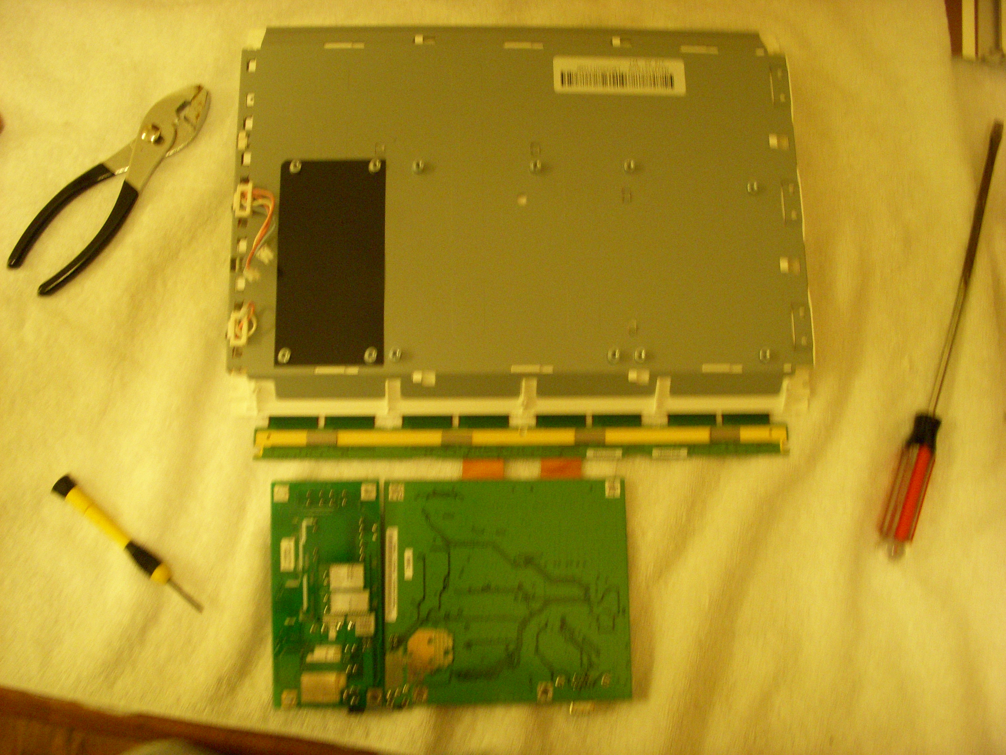 DIY LCD PROJECTOR 8 Steps Instructables