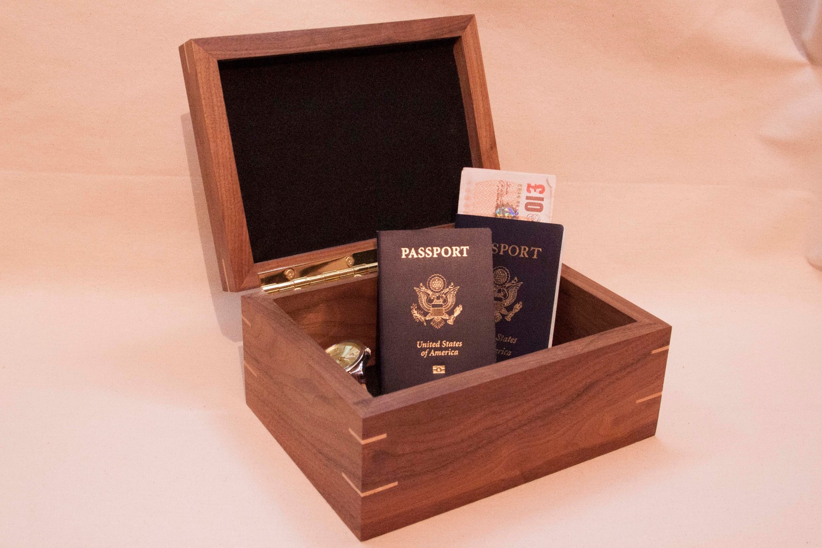 Walnut Keepsake Box 12 Steps Instructables