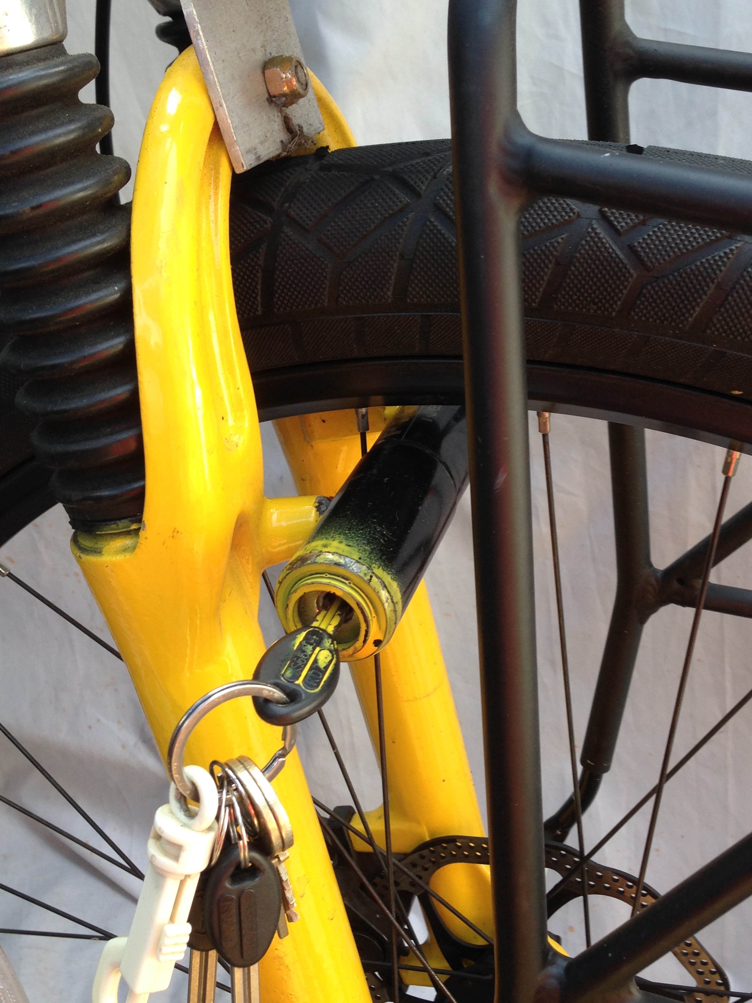 Front Wheel Kryptonite Bike Lock Hack 3 Steps (with Pictures