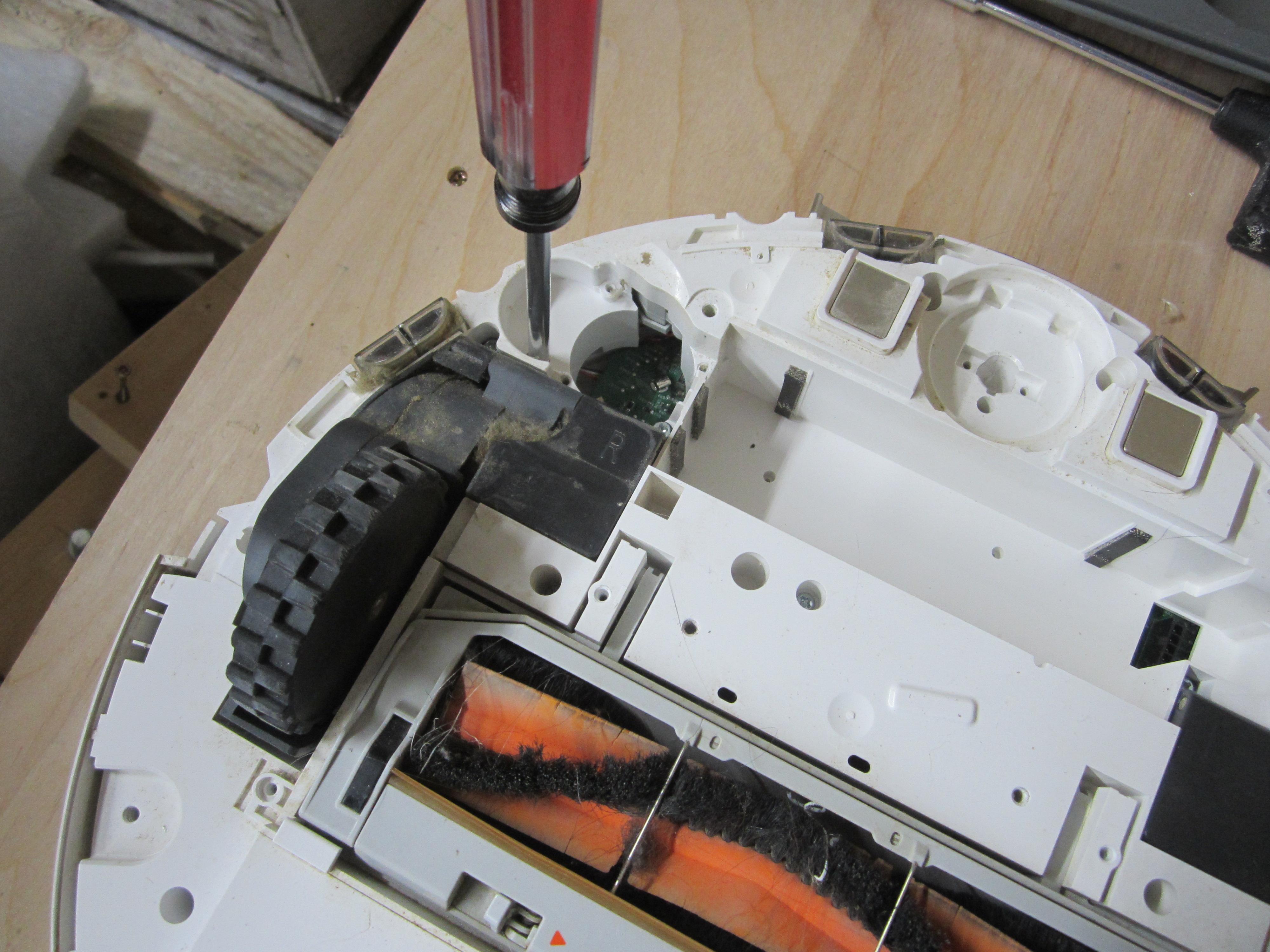 Roborock S5 Disassembly for Cleaning, Troubleshooting and Repair 35