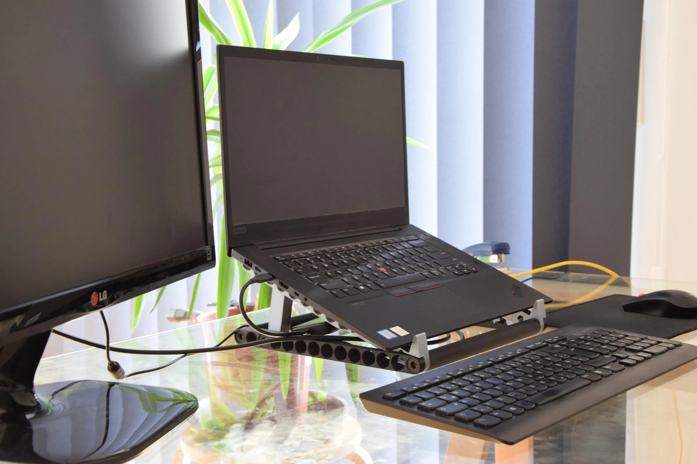 3D Printed Laptop Stand : 4 Steps - Instructables