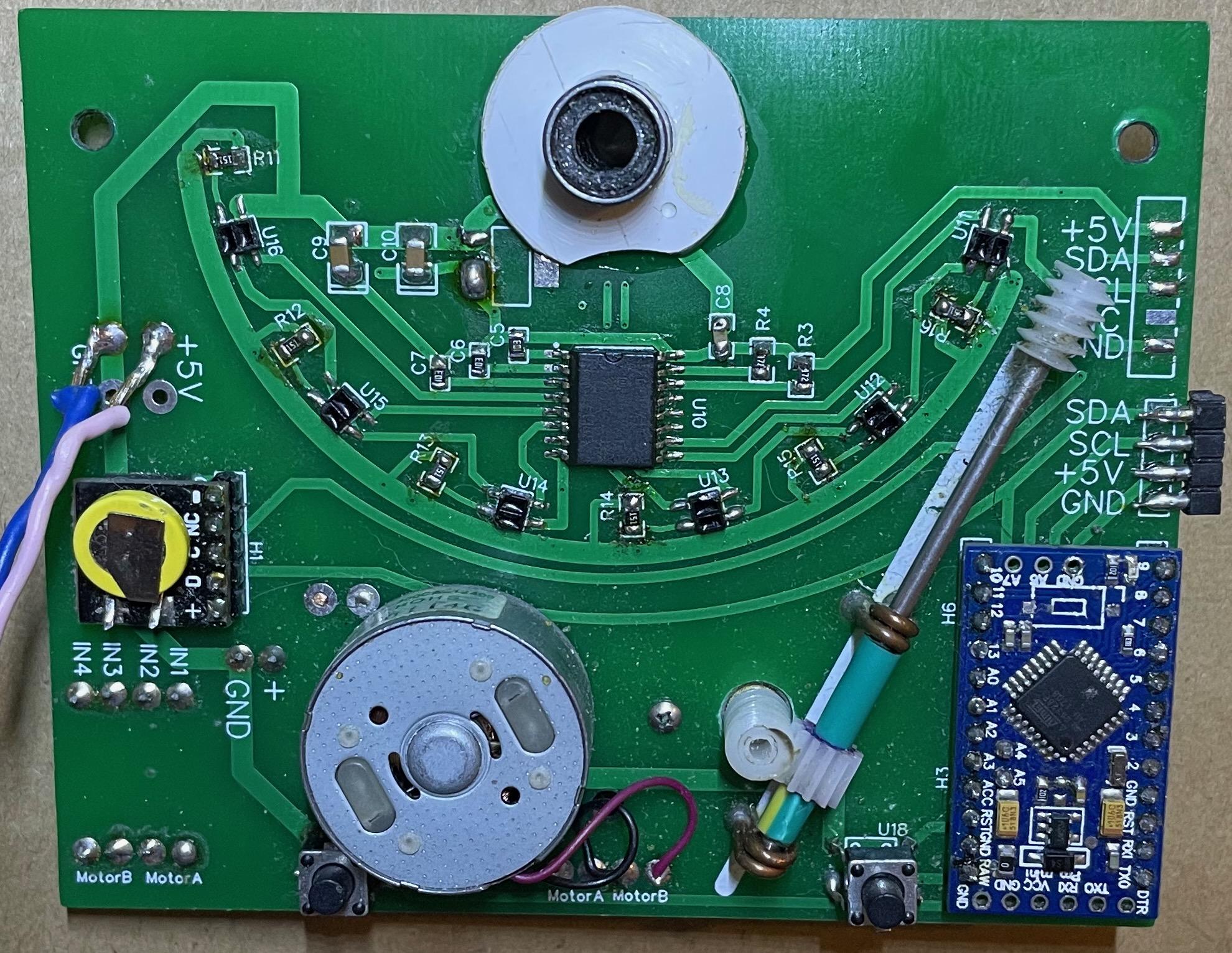 Big Wall Clock Made of Recycled Materials 6 Steps (with Pictures) Instructables