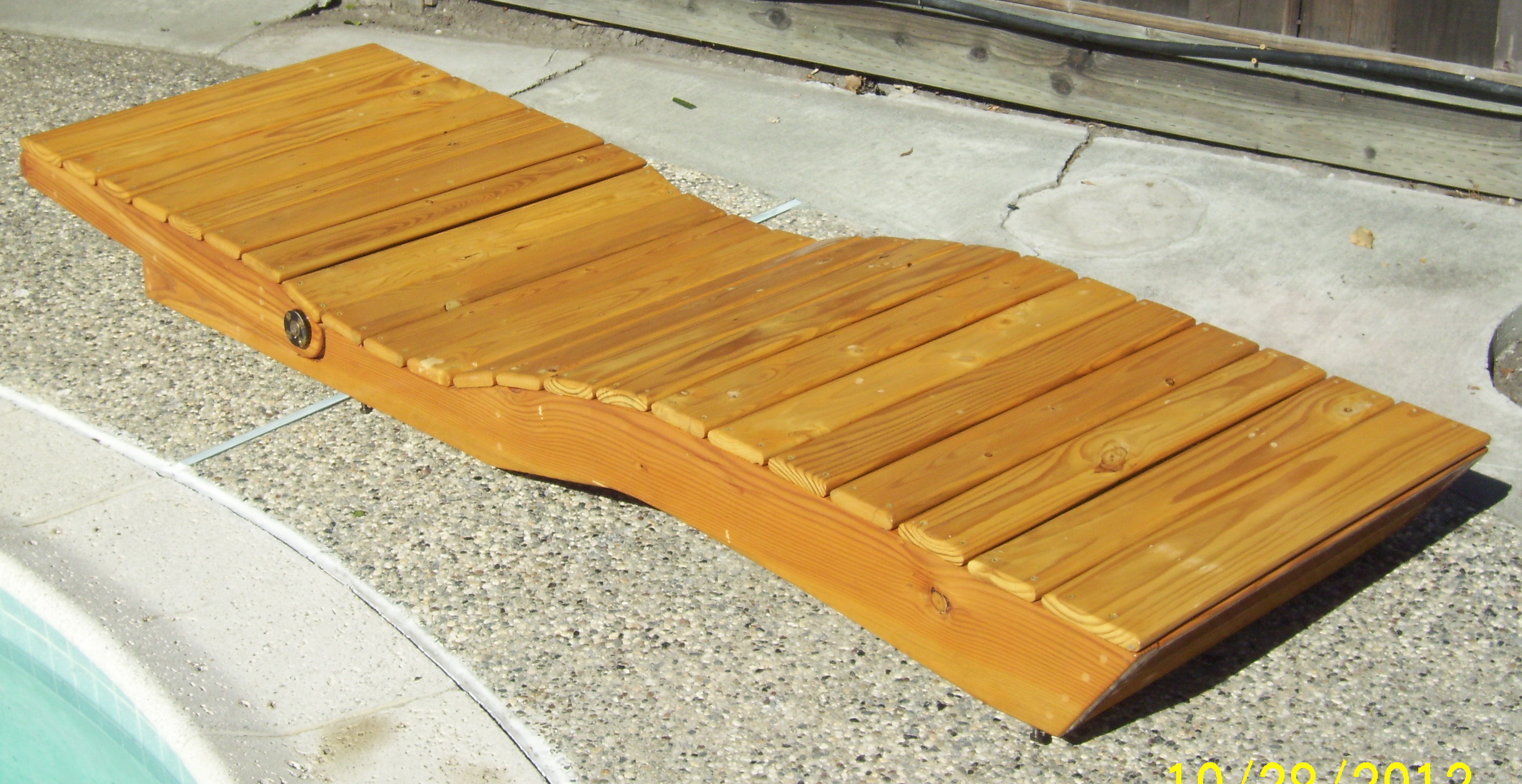 Outdoor Chaise Lounge Made From Pallet Wood Instructables