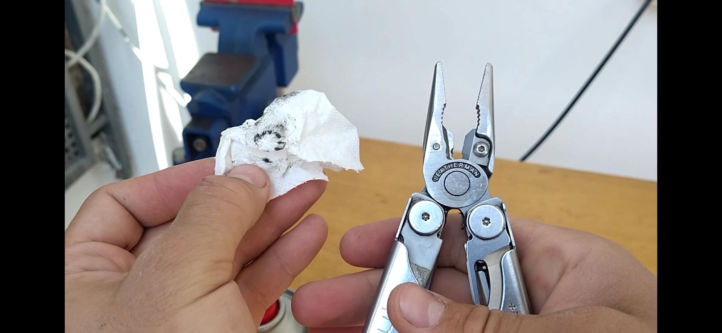 How to Break in a Leatherman Stuck Pliers, Loose Handles, Jammed