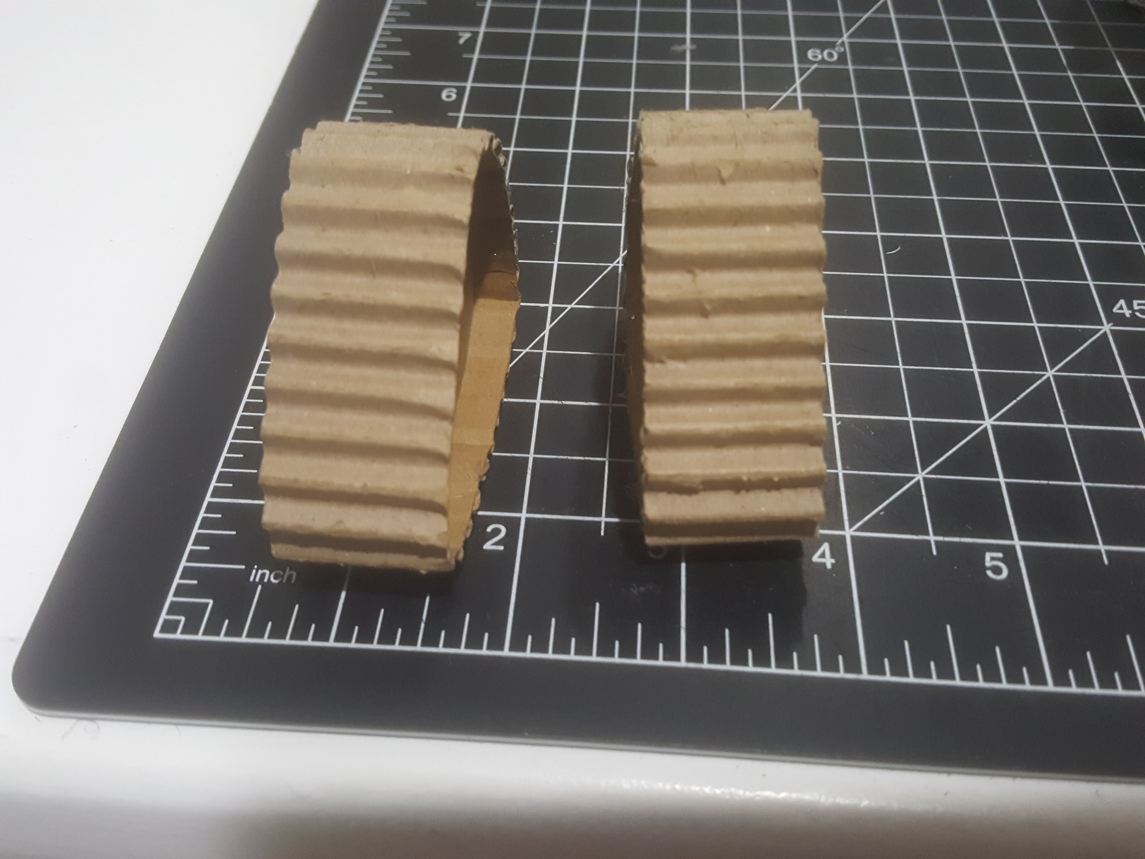 Cardboard WALLE 5 Steps Instructables