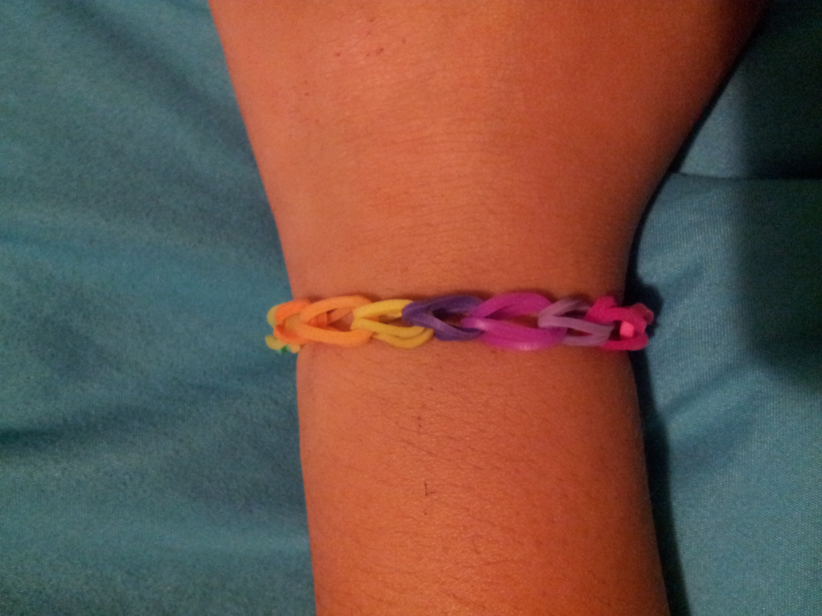 How to Make a Single Rainbow Loom Bracelet 5 Steps Instructables