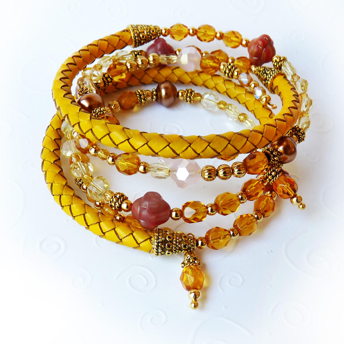 Leather & Memory Wire Wrap Bracelet 10 Steps (with Pictures