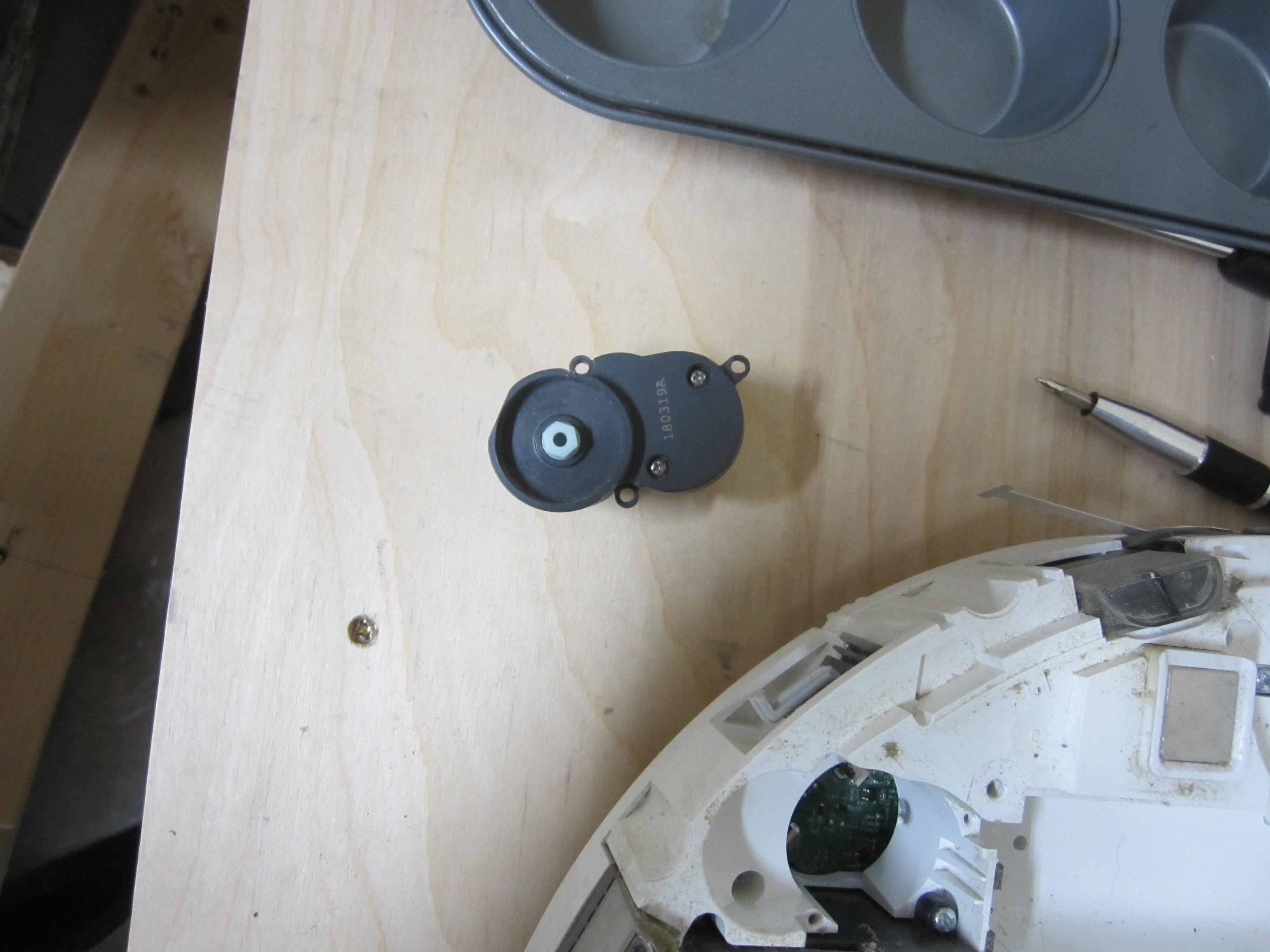 Roborock S5 Disassembly for Cleaning, Troubleshooting and Repair 35