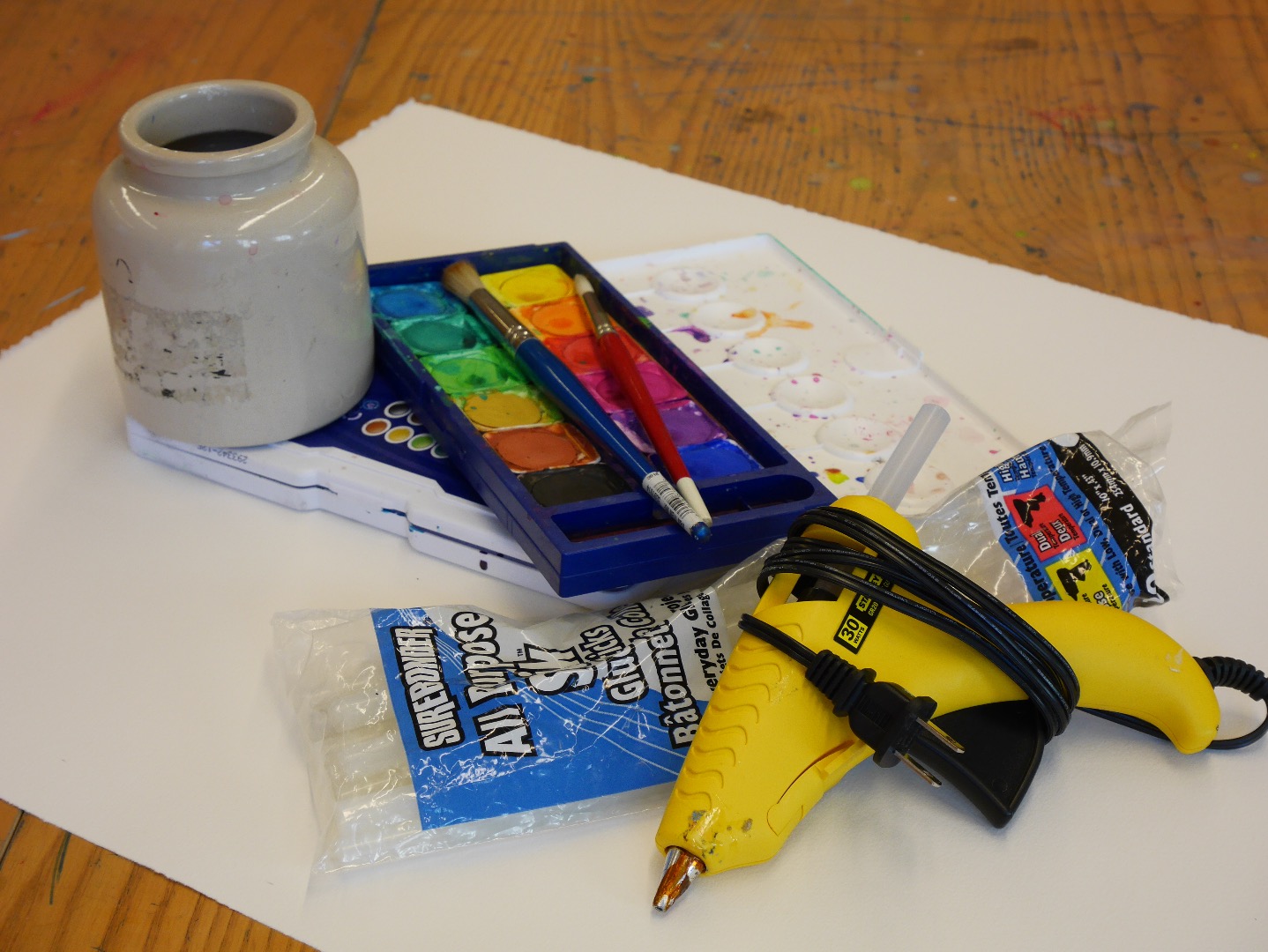 Hot Glue Gun ART 4 Steps (with Pictures) Instructables