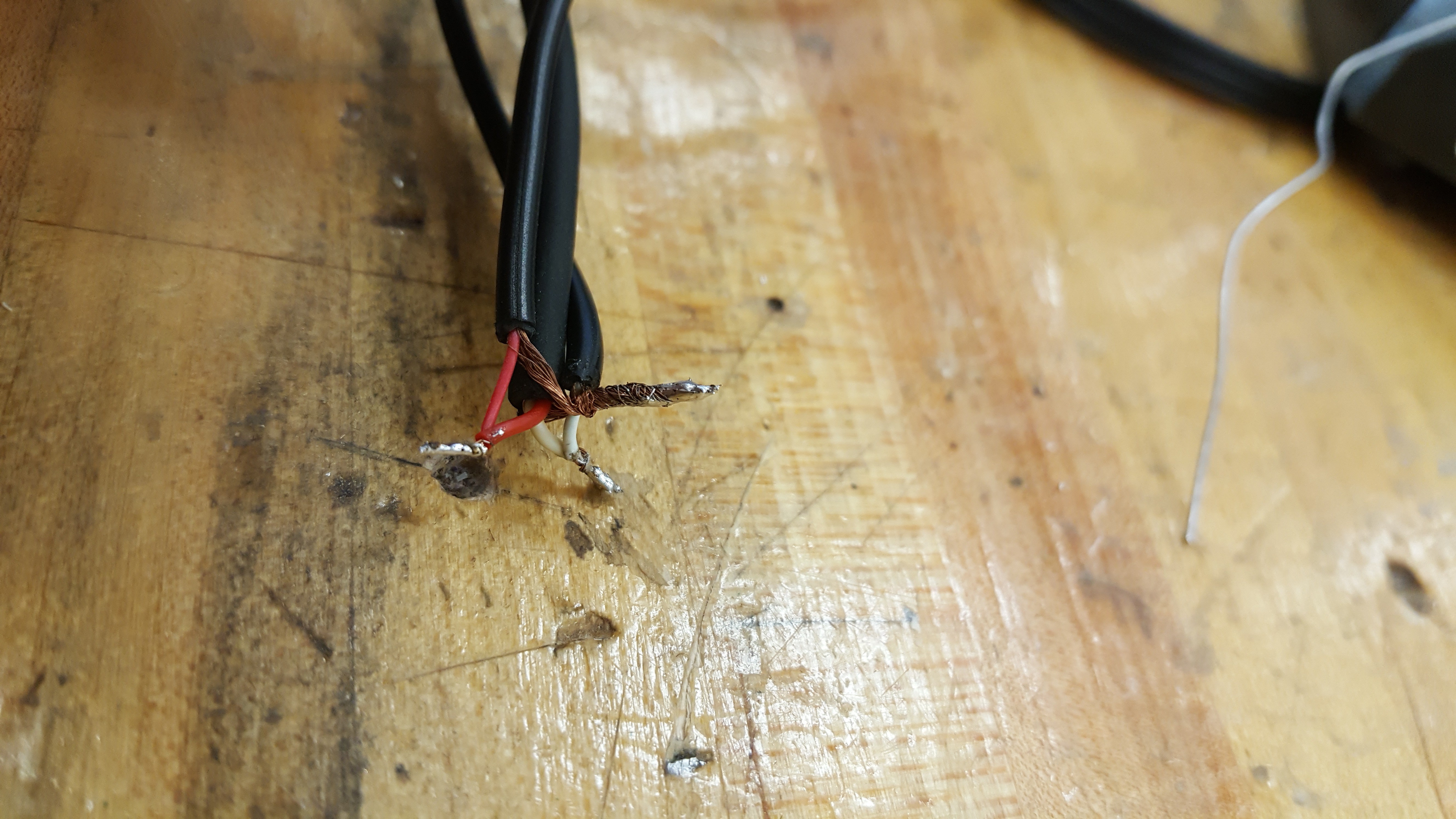 DIY Aux Cable : 6 Steps - Instructables