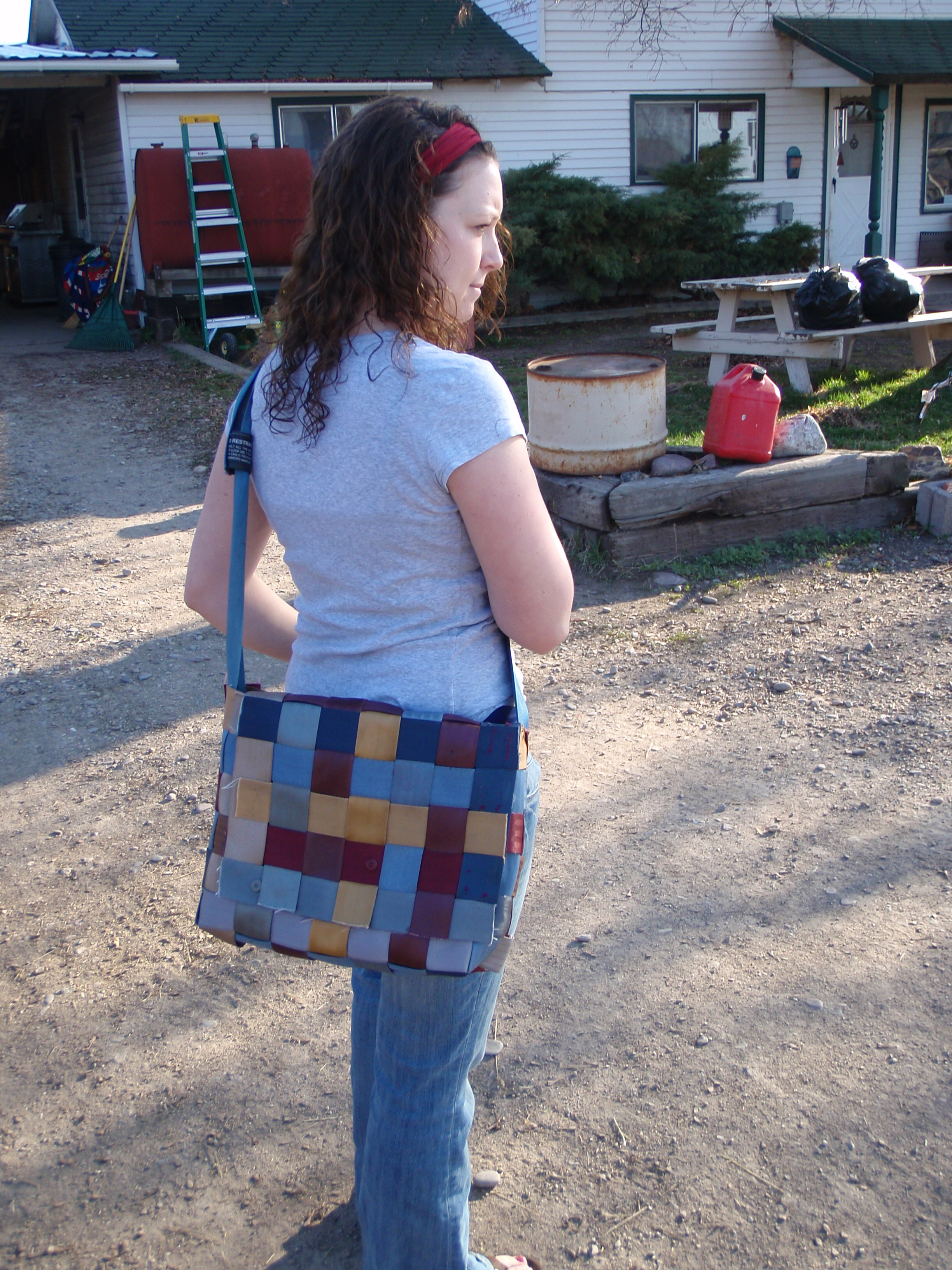 Recycle Seat Belts and Make the Ladies Love You!! 6 Steps (with