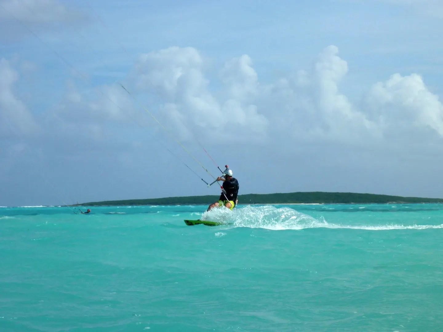 Wall Mount Your Kiteboard or Wakeboard With the Fins Attached! 4