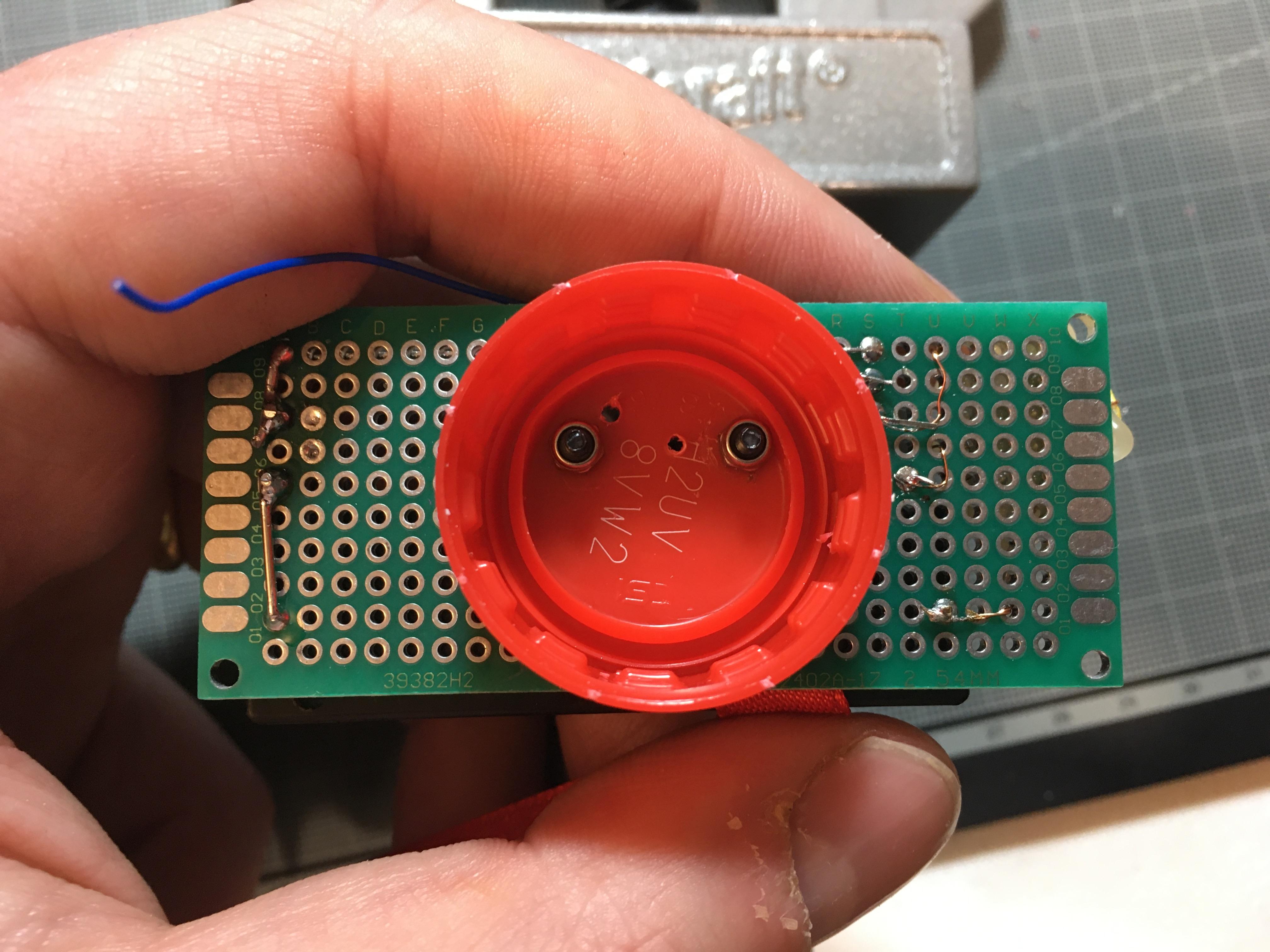 Relaxing/emergency Lamp With One AA Battery Joules Thief 9 Steps