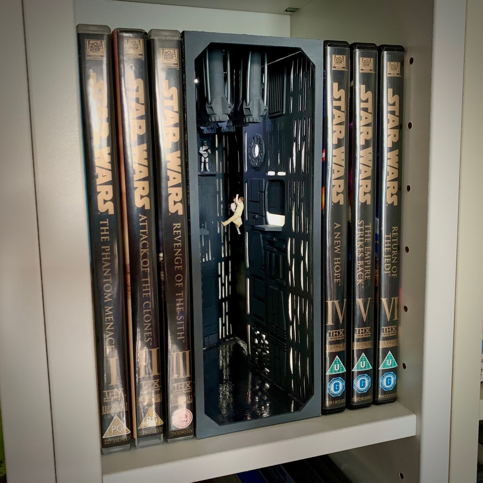 Star Wars Death Star Escape Book Nook 10 Steps (with Pictures