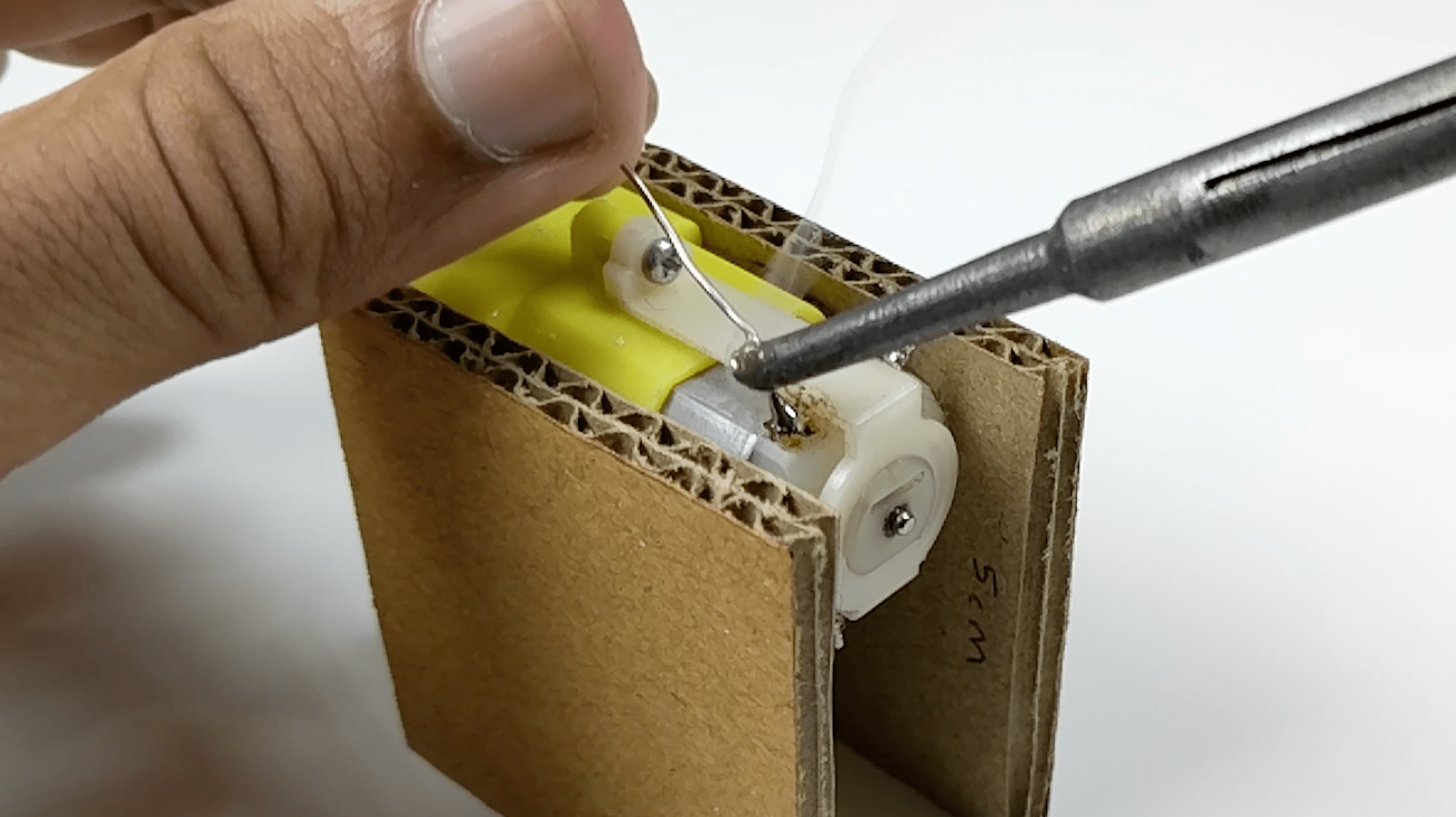 How to Make PENCIL Sharpener MACHINE From Cardboard DIY at Home/SCHOOL